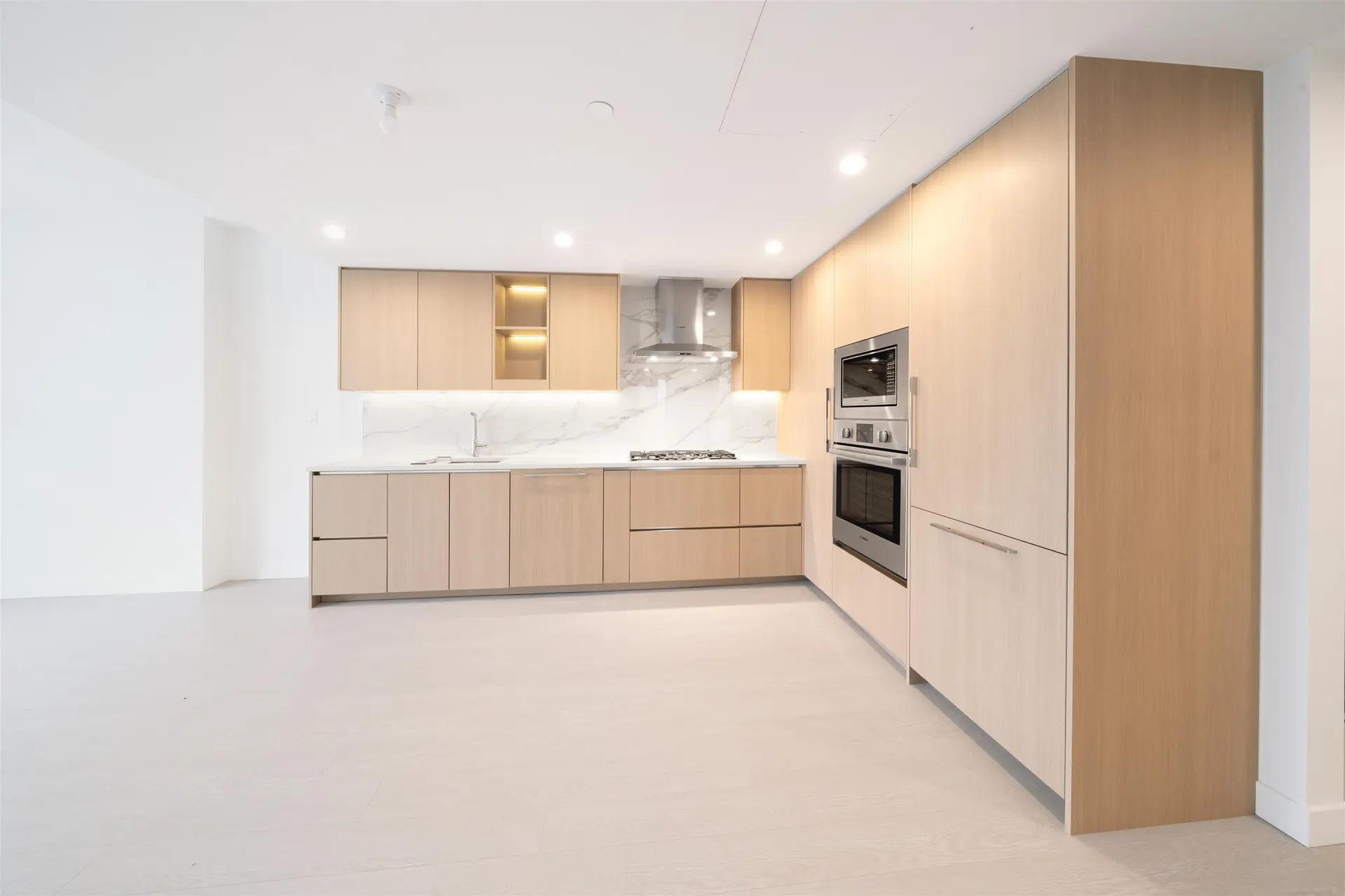 Property at #3406 13768 100 AVENUE, Surrey, BC