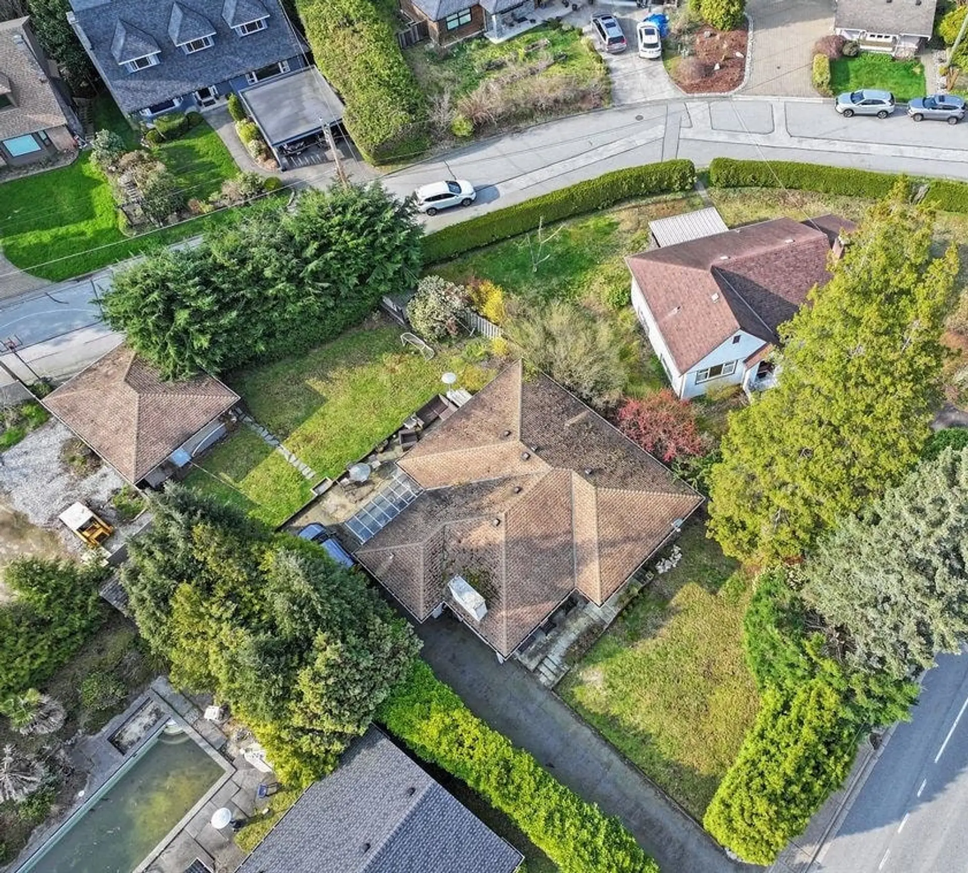 Property at 3955 HIGHLAND BOULEVARD, North Vancouver, BC