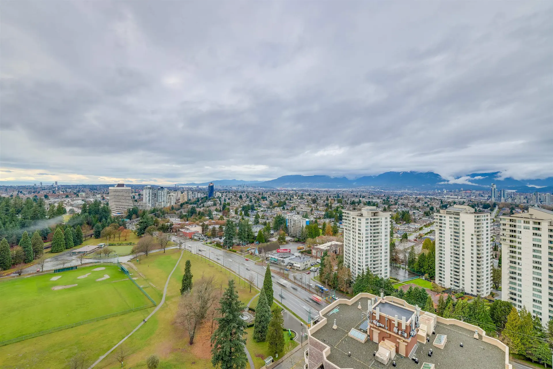 Property at #2907 5883 BARKER AVENUE, Burnaby, BC