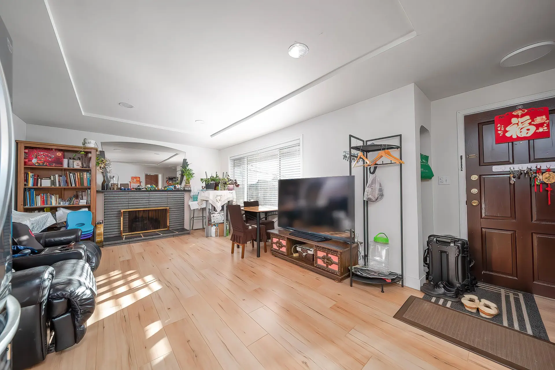 Property at 915 WALLS AVENUE, Coquitlam, BC