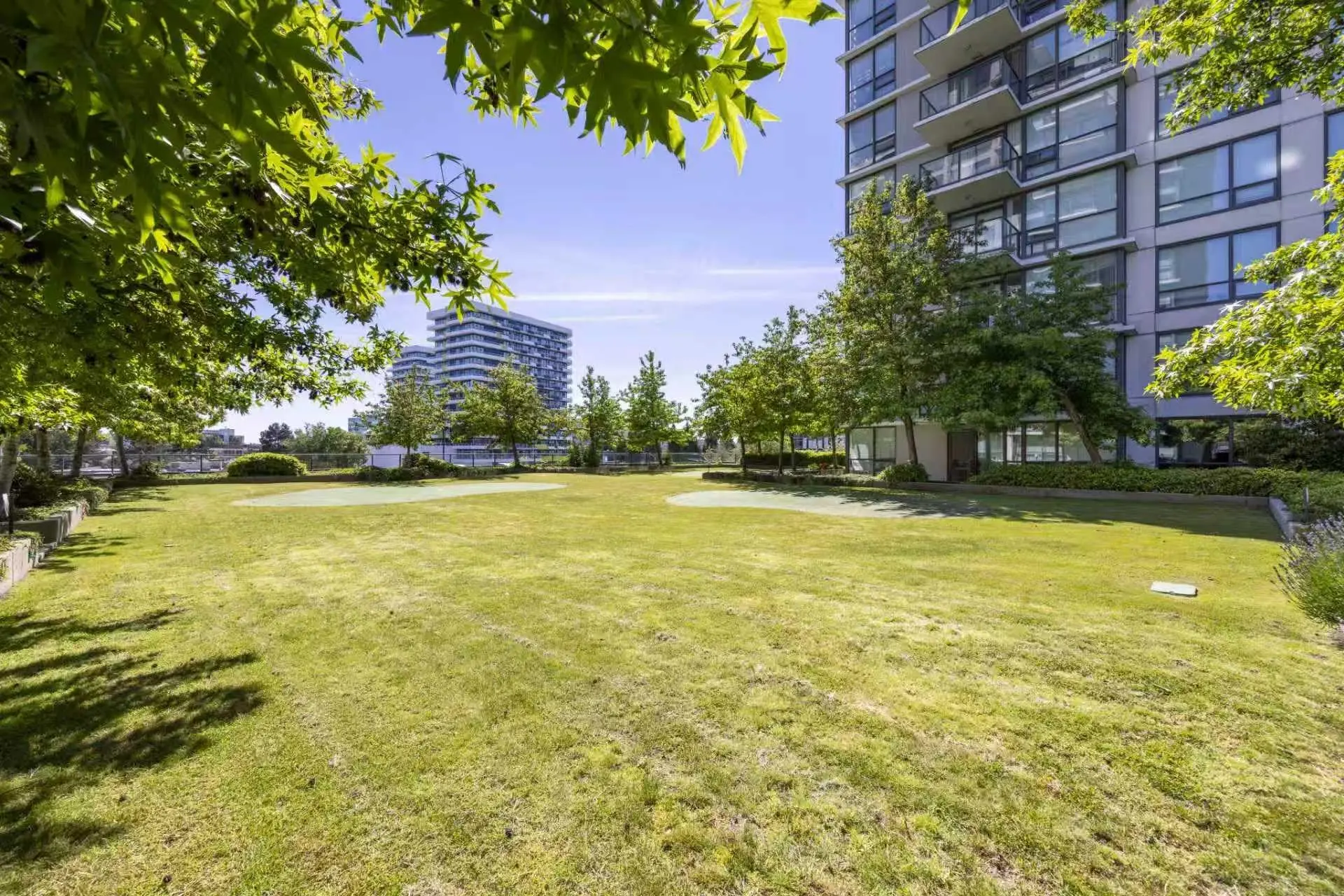 Property at #806 7555 Alderbridge Way, Richmond, BC