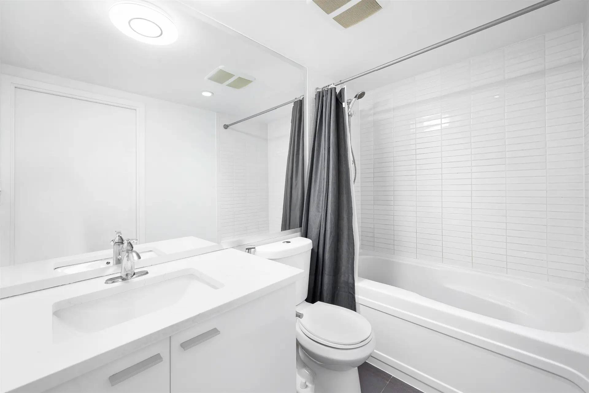 Property at #1207 602 CITADEL PARADE, Vancouver, BC