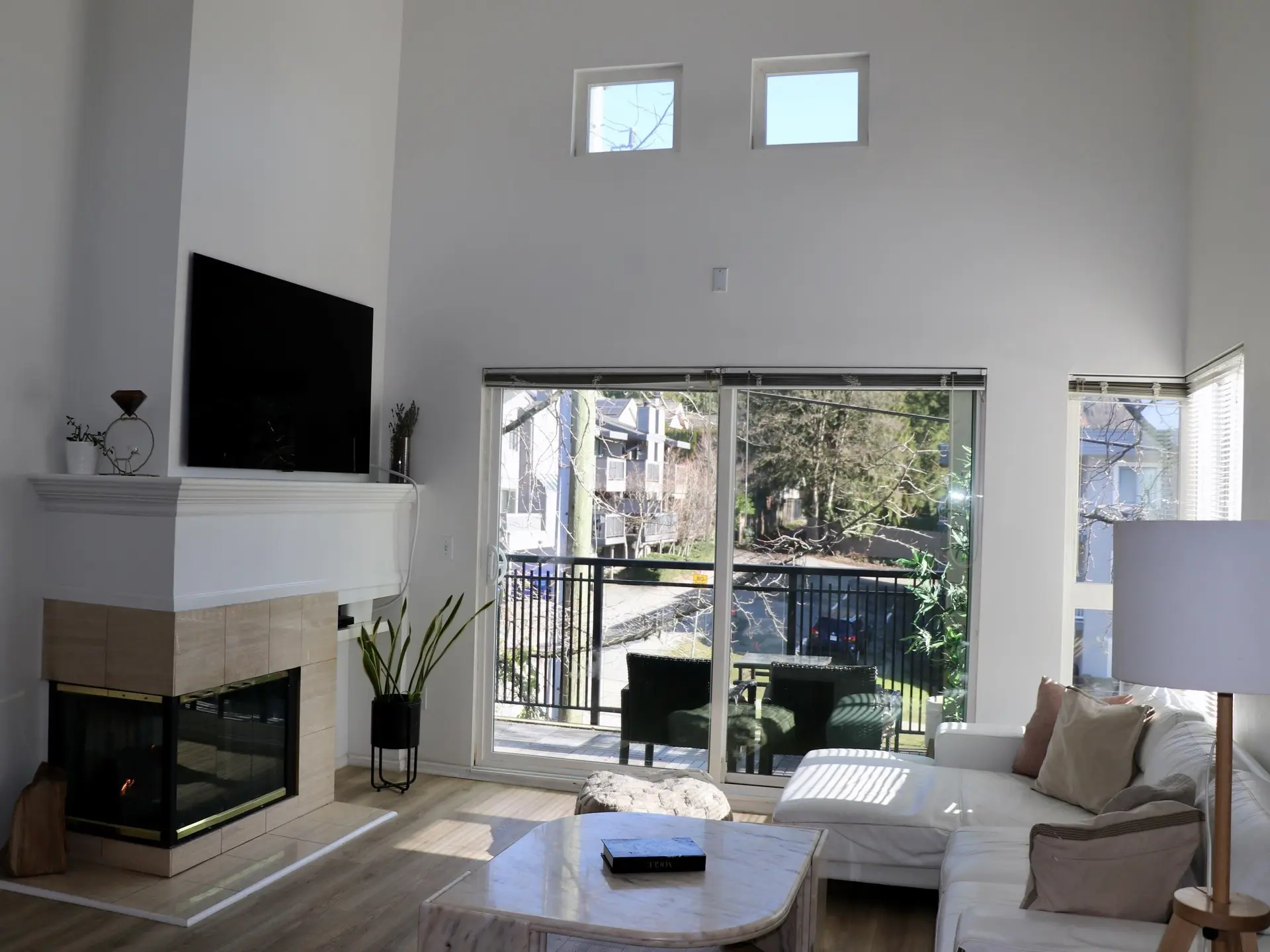 Property at #403 106 W KINGS ROAD, North Vancouver, BC