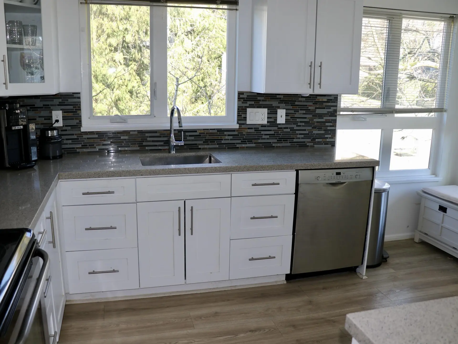 Property at #403 106 W KINGS ROAD, North Vancouver, BC