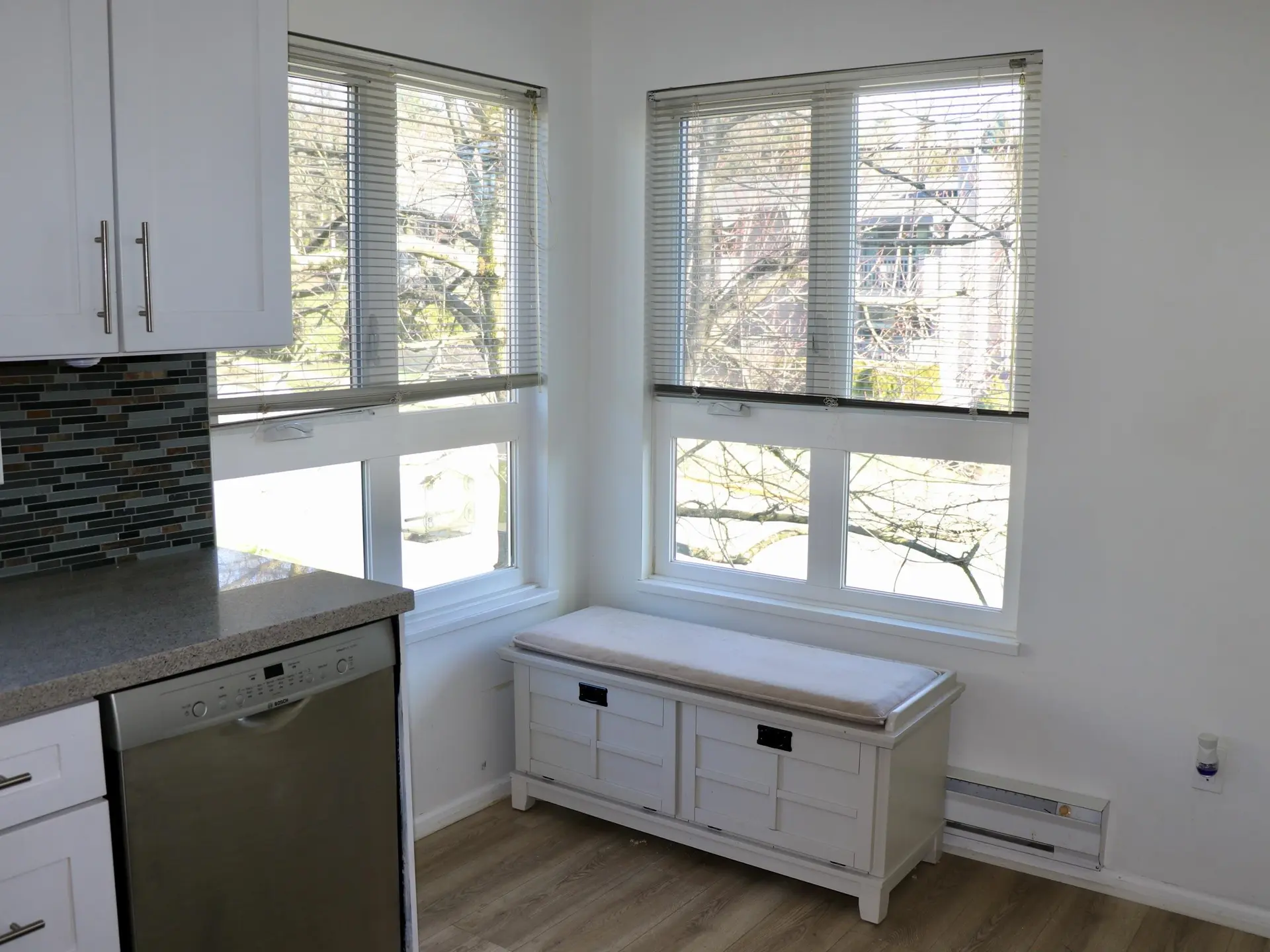 Property at #403 106 W KINGS ROAD, North Vancouver, BC