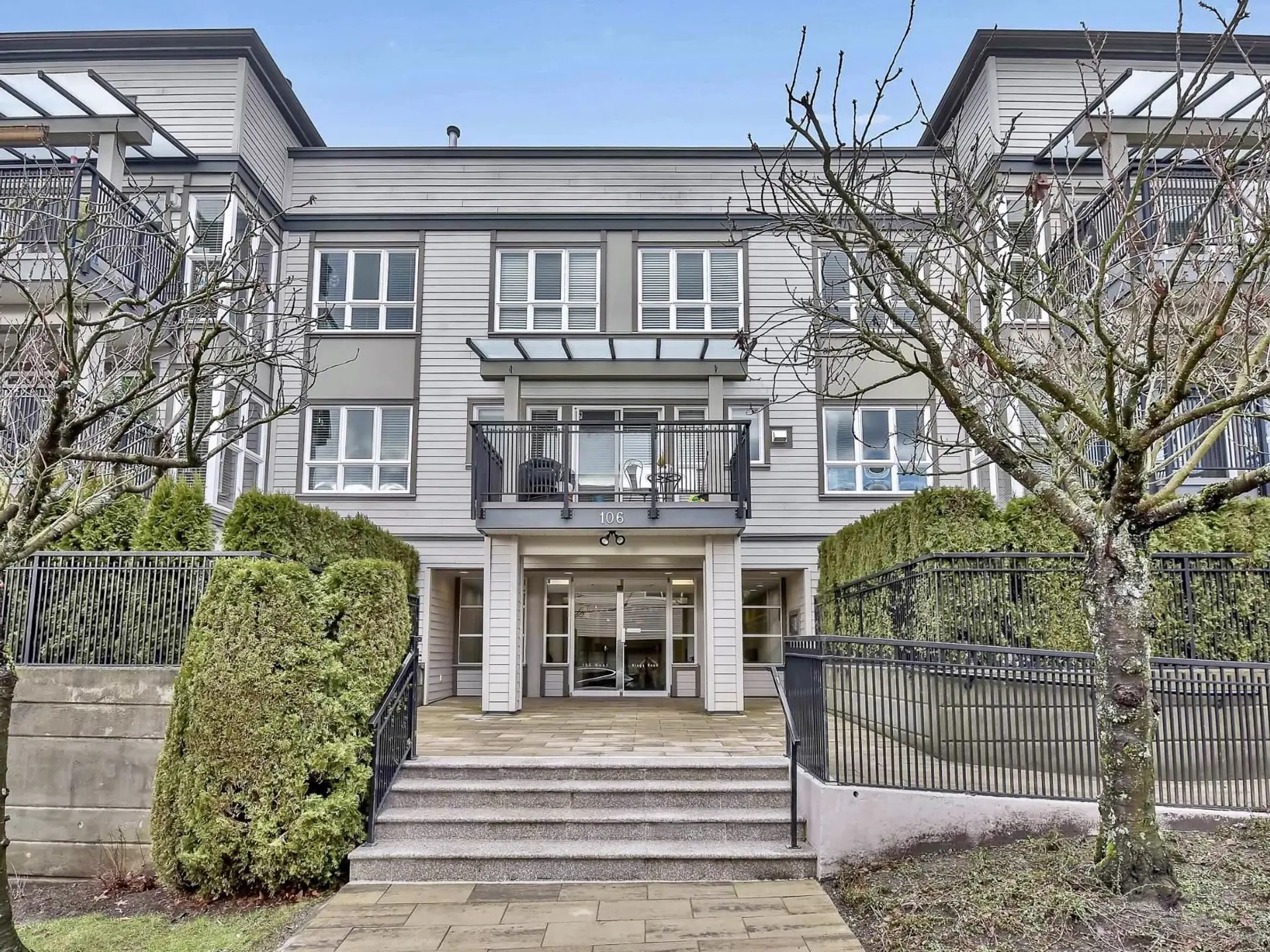 Property at #403 106 W KINGS ROAD, North Vancouver, BC