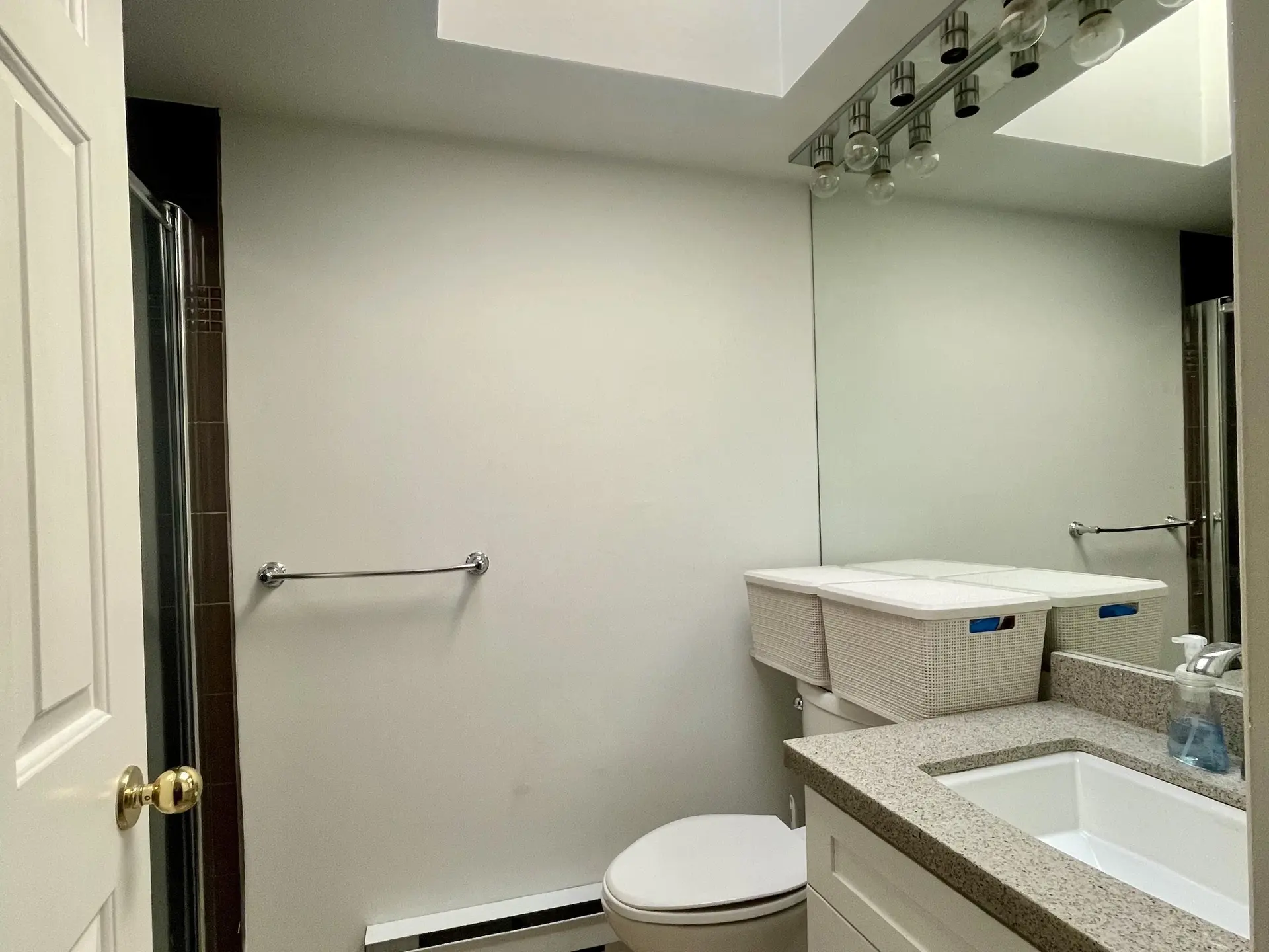 Property at #403 106 W KINGS ROAD, North Vancouver, BC