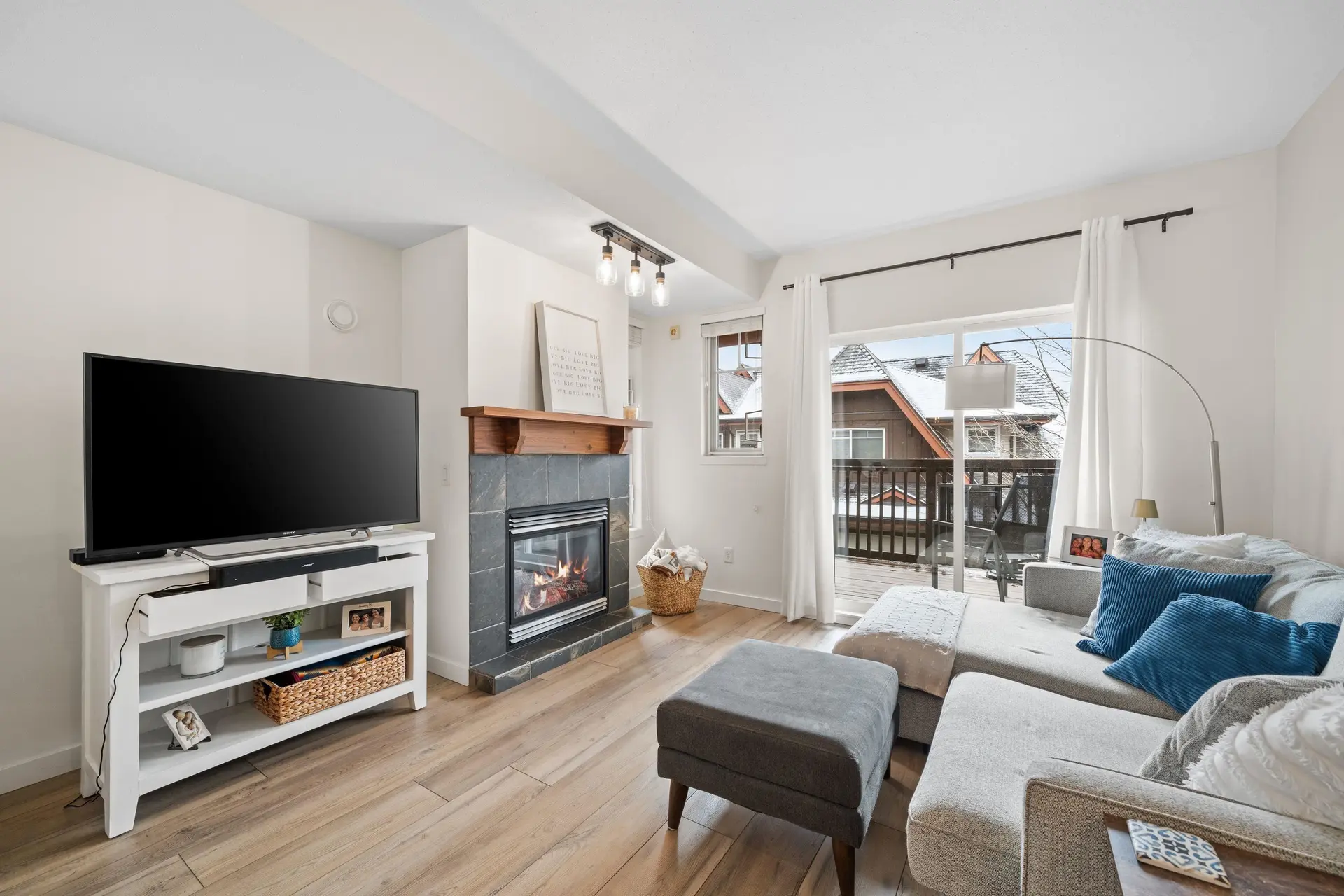 #142 2000 Panorama Drive - Image 6
