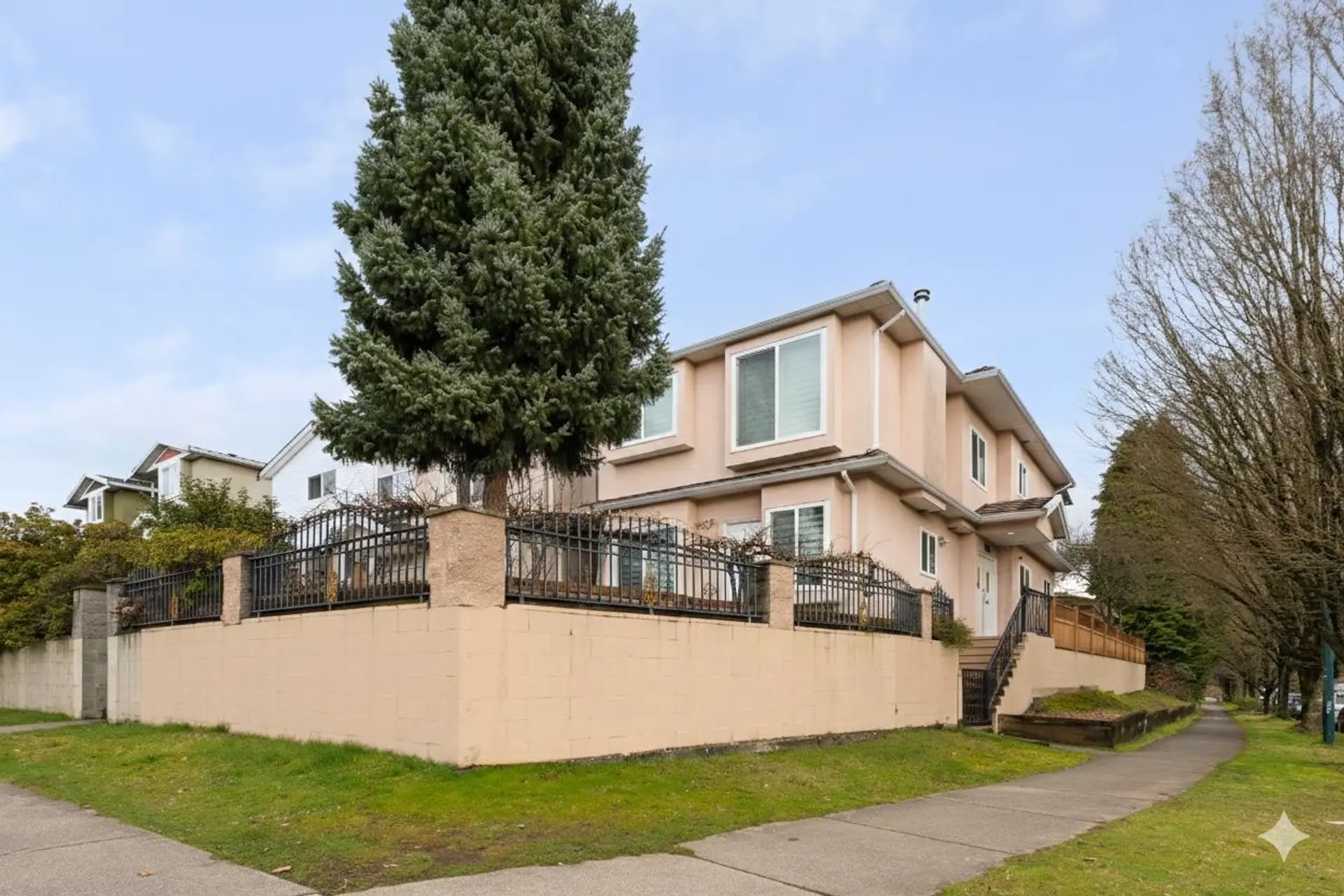 Property at 2423 E 4th Avenue, Vancouver, BC