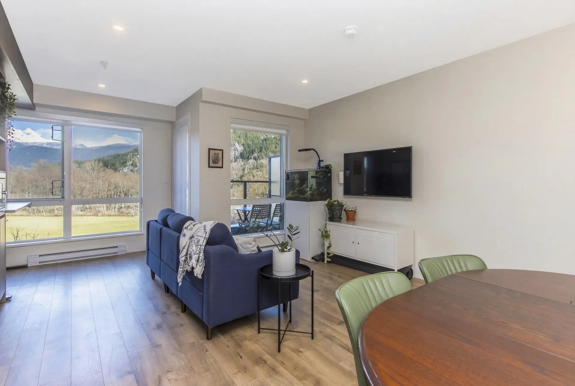 Property at #610 38362 BUCKLEY AVENUE, Squamish, BC