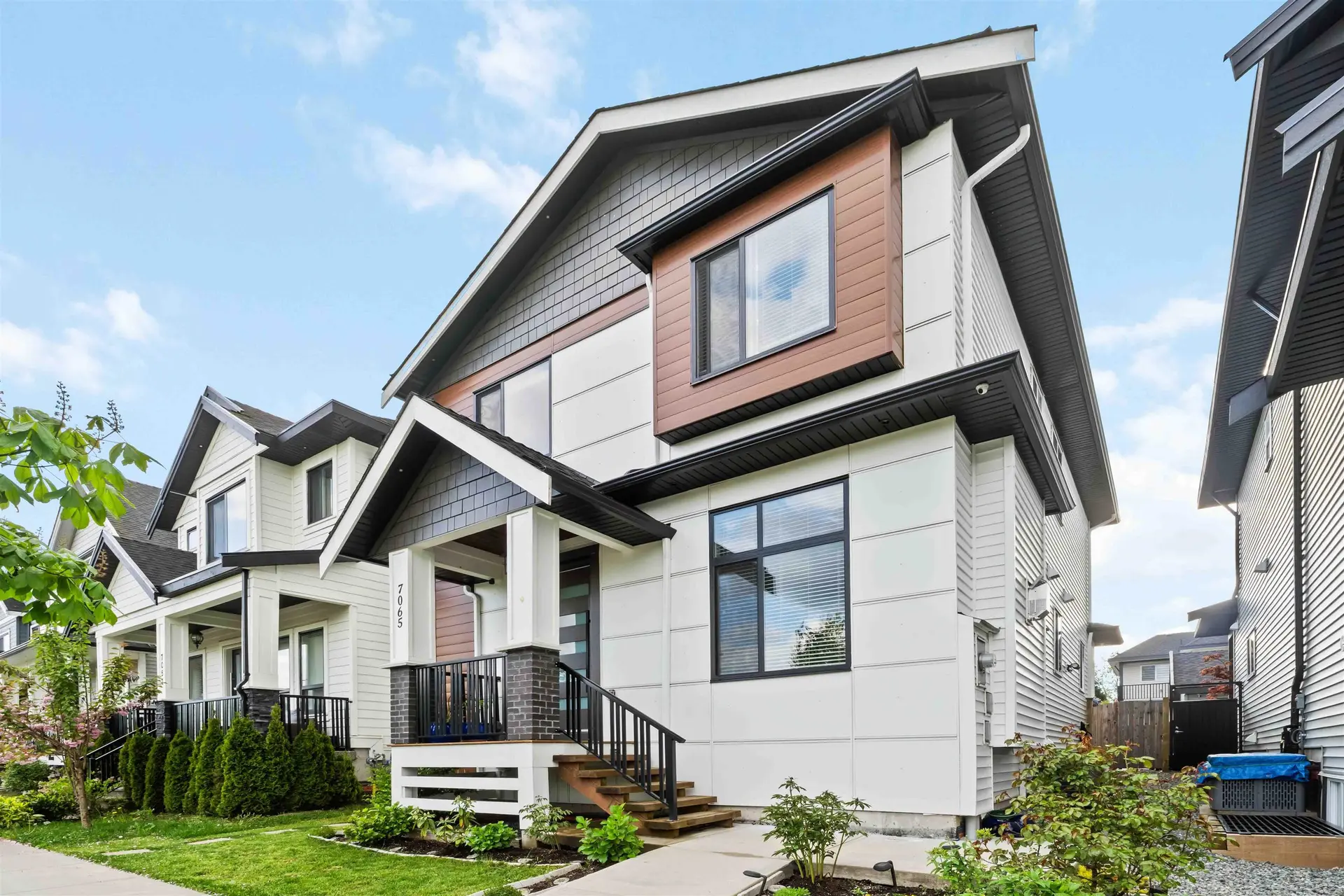 Property at 7065 194A STREET, Surrey, BC