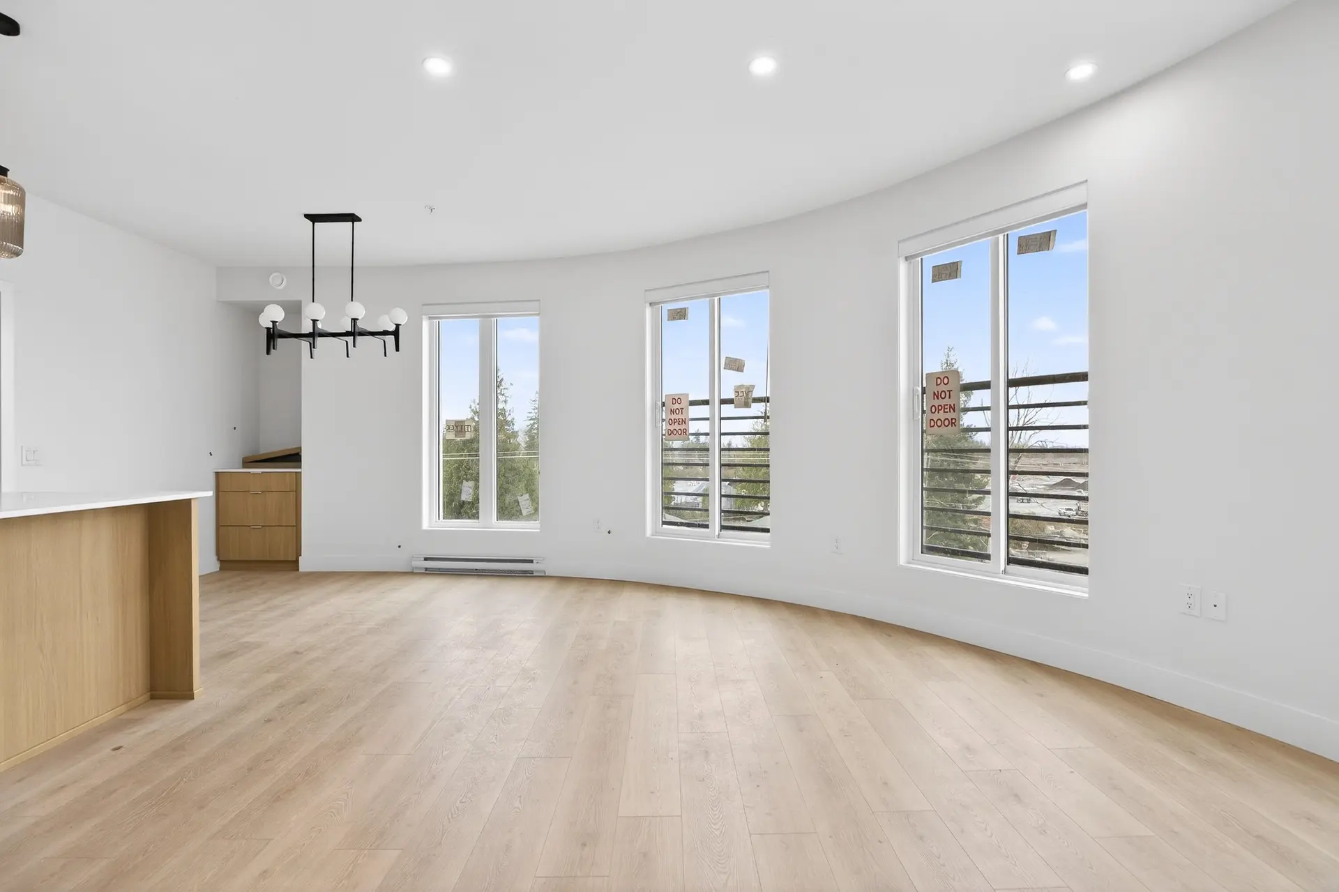 #403 46185 THOMAS ROAD - Image 3