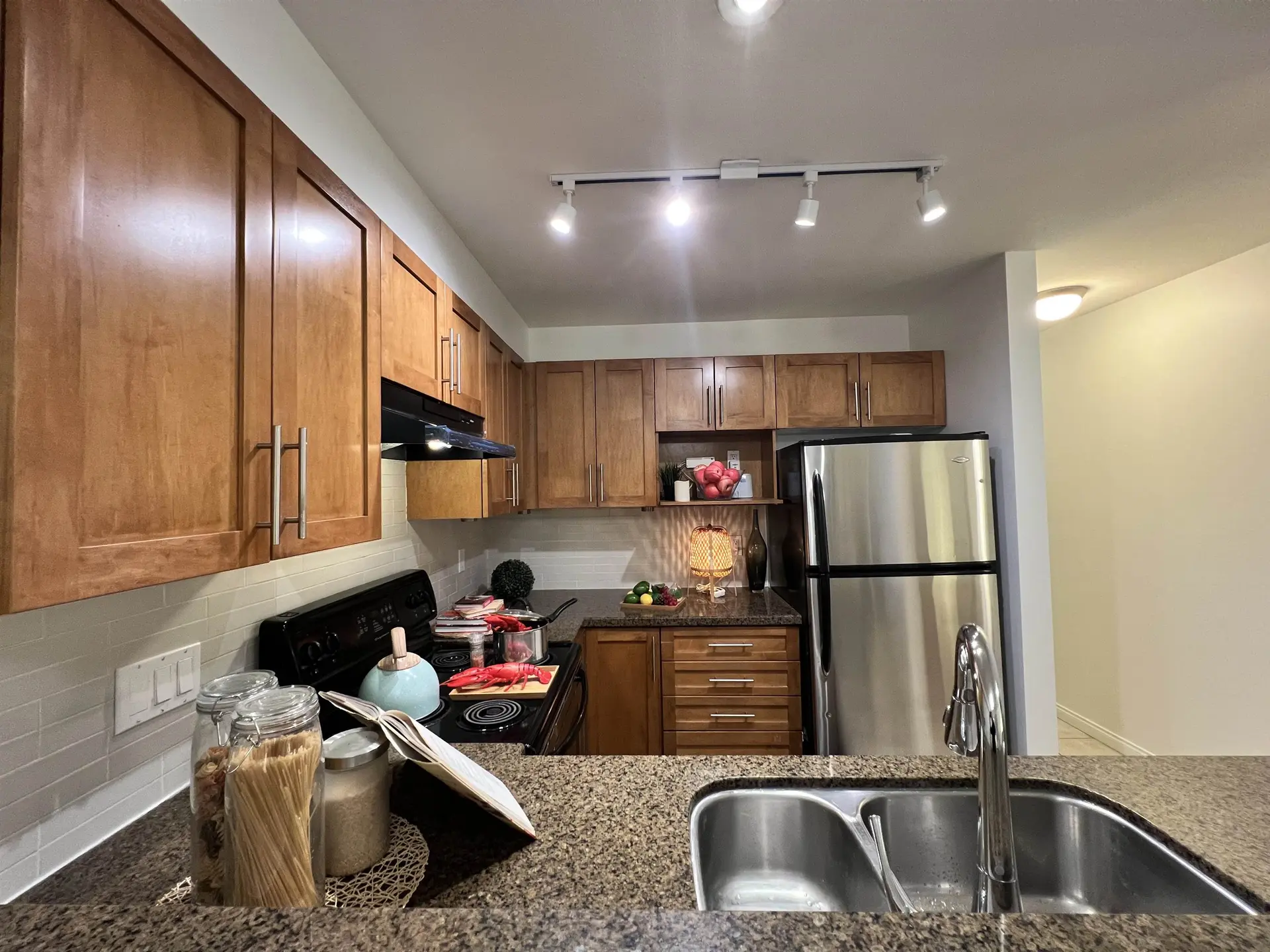 #3 5525 Halley Avenue - Image 6