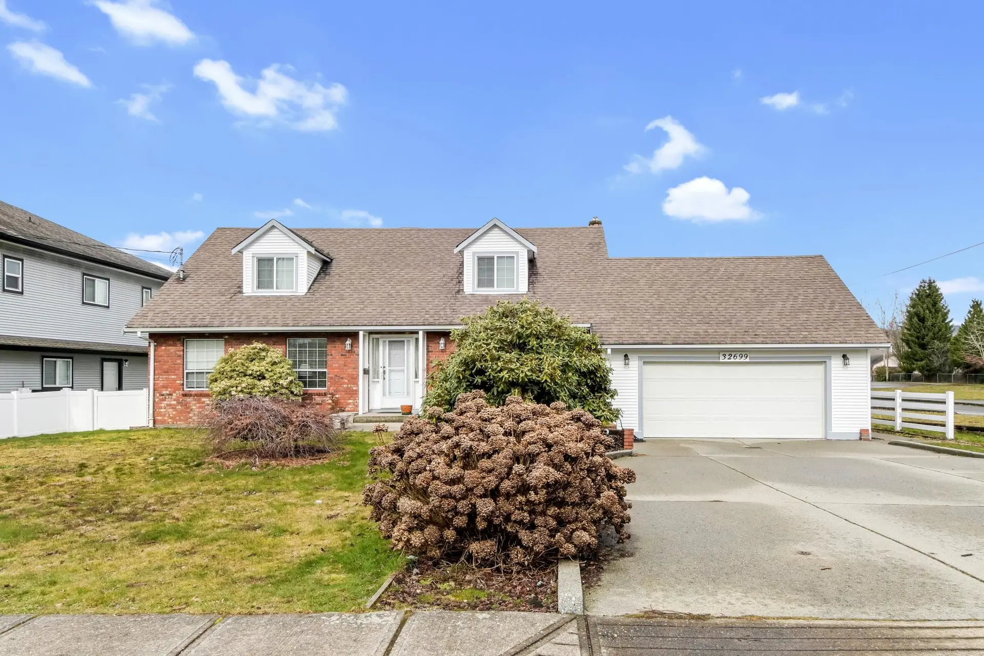Property at 32699 Cherry Avenue, Mission, BC