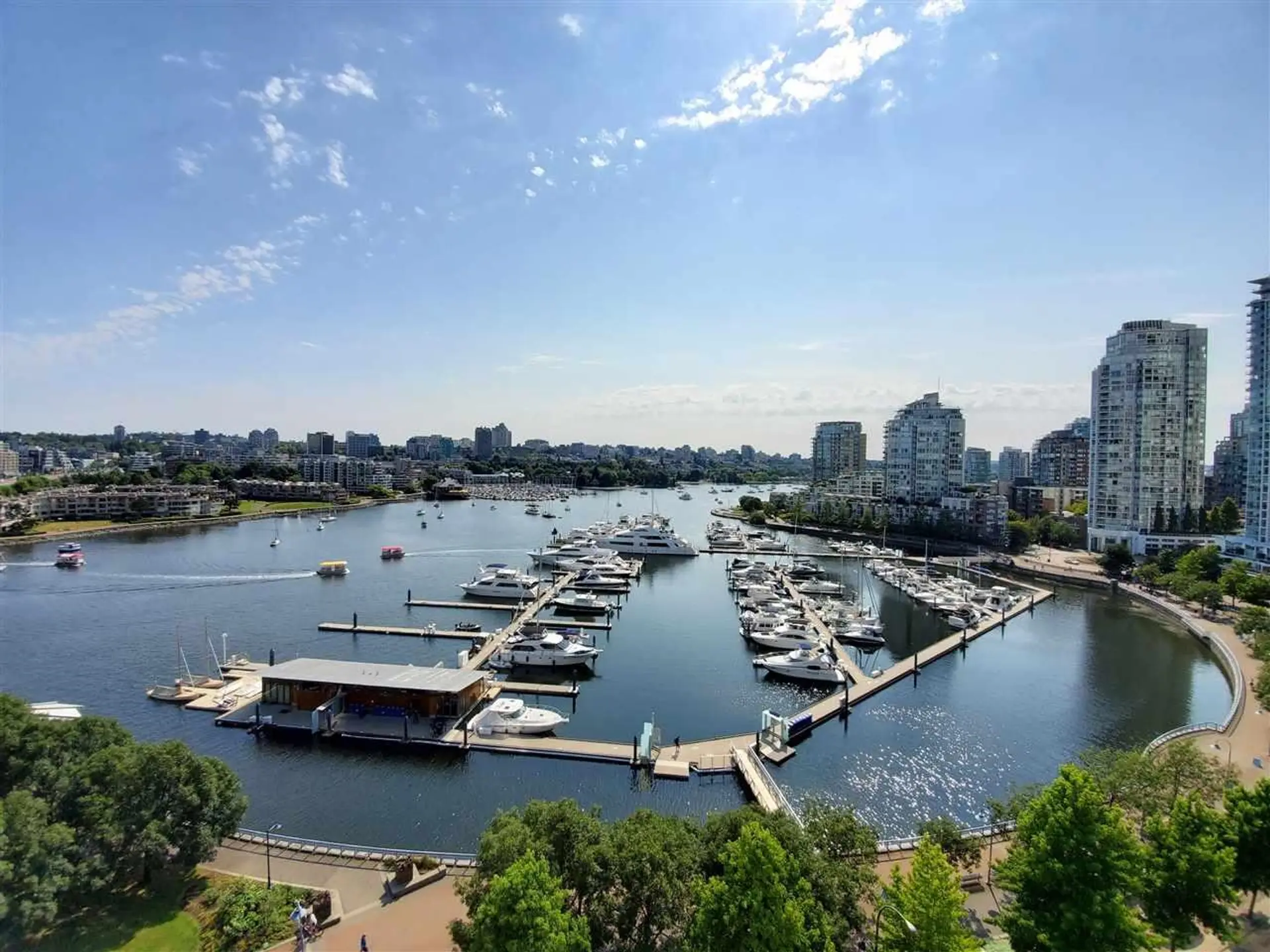 Property at #1507 1033 Marinaside Crescent, Vancouver, BC