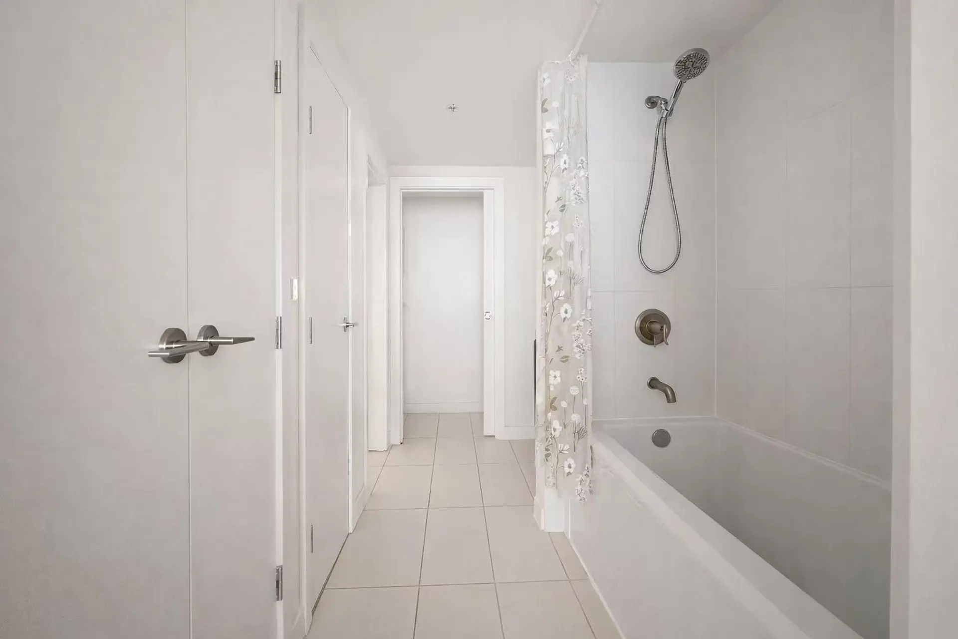 #1609 5900 Alderbridge Way - Image 6