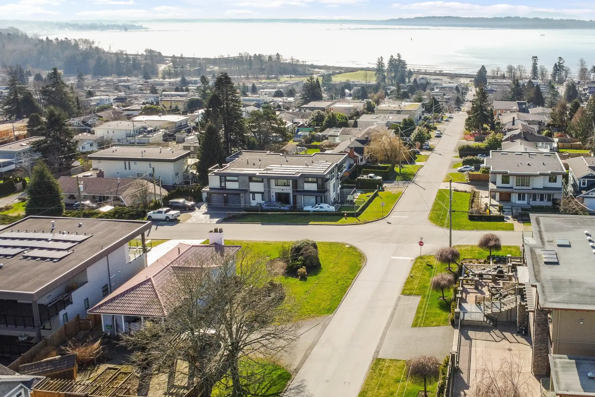 Property at 15761 CLIFF AVENUE, White Rock, BC