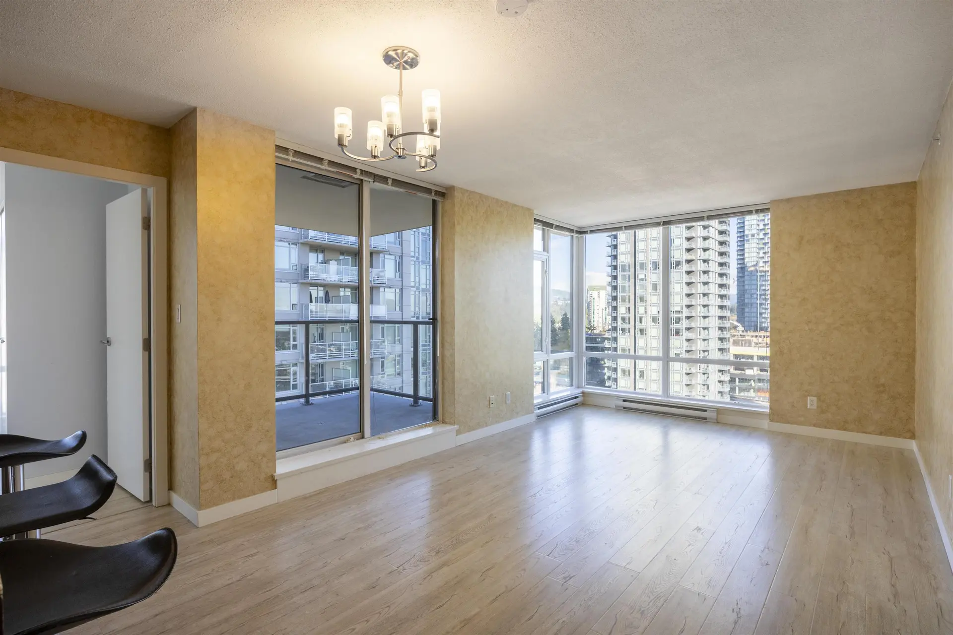 Property at #1603 2980 ATLANTIC AVENUE, Coquitlam, BC