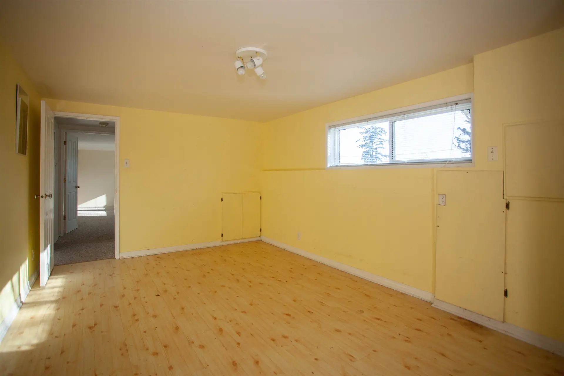 Property at 14451 MANN PARK CRESCENT, White Rock, BC