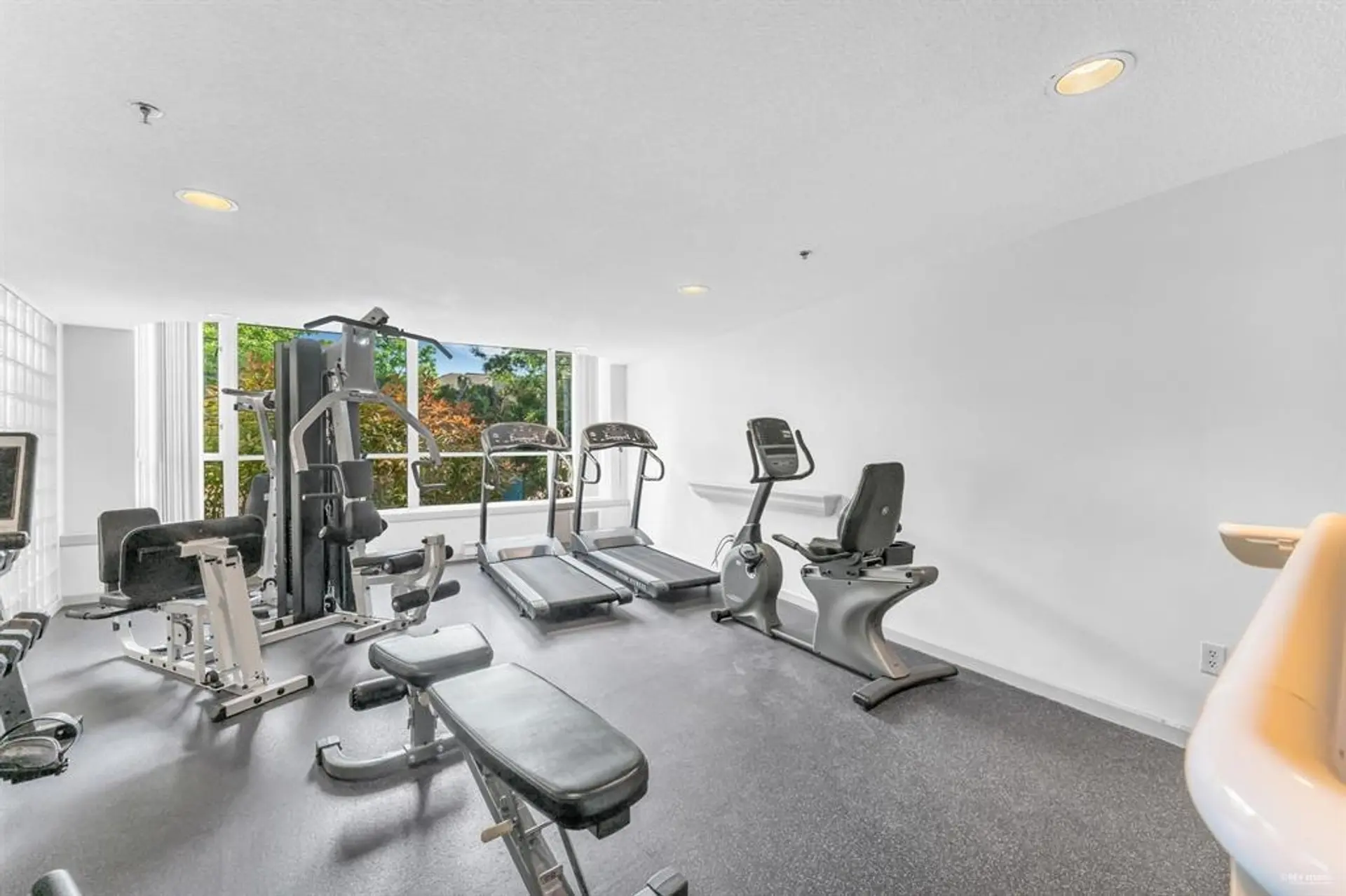 Property at #903 995 ROCHE POINT DRIVE, North Vancouver, BC