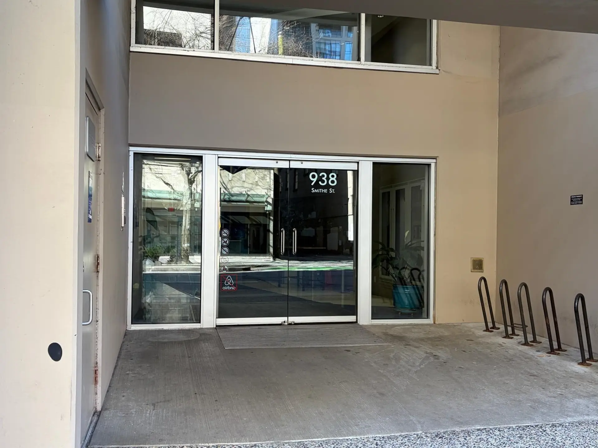 #1525 938 Smithe Street - Image 2