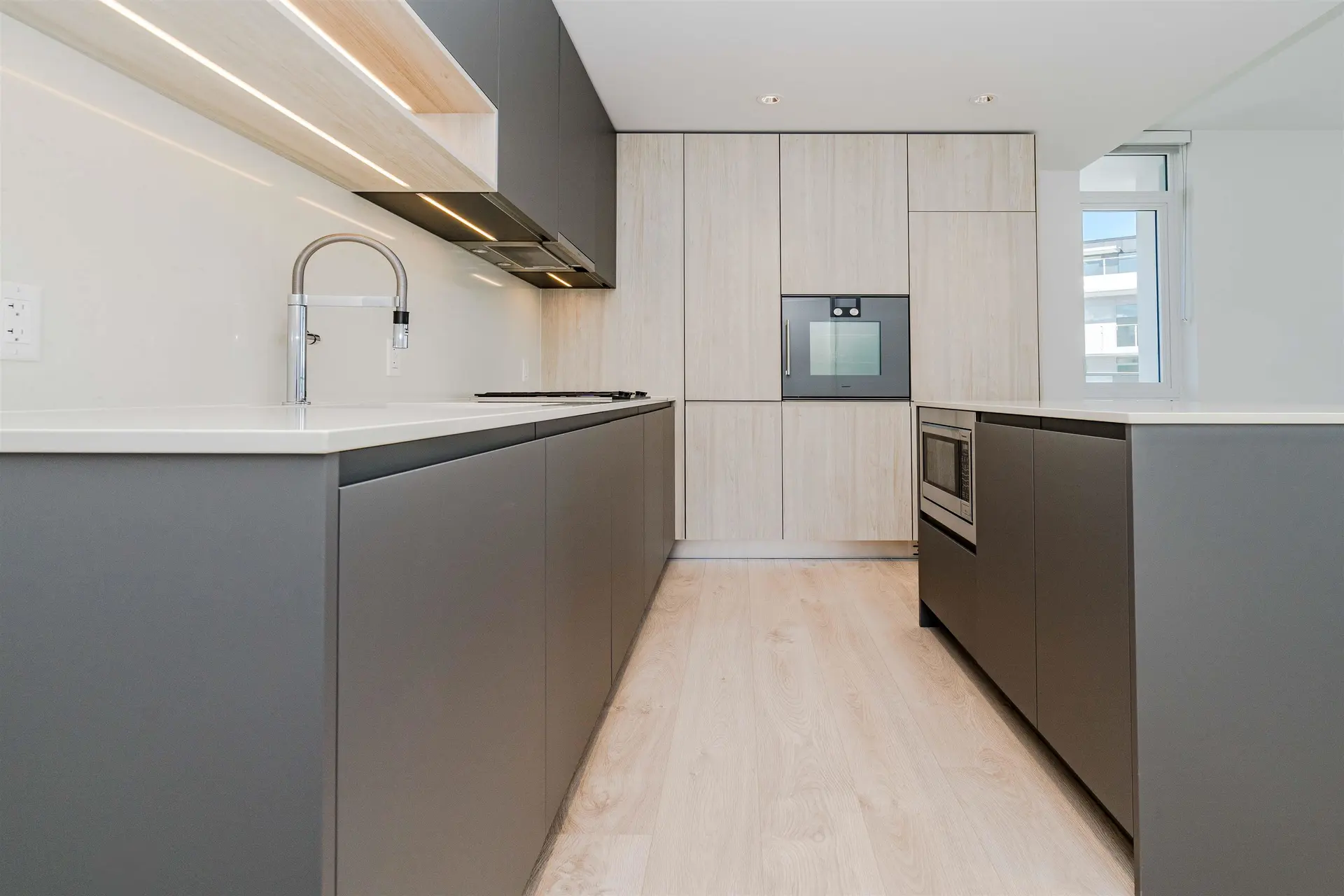 #1213 6808 Minoru Boulevard - Image 4