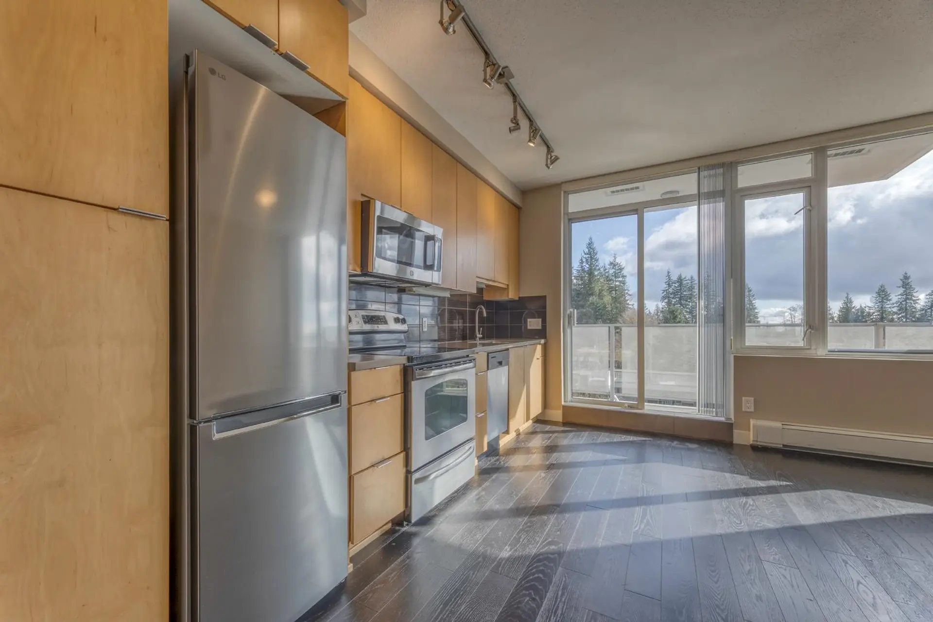 Property at #507 9025 HIGHLAND COURT, Burnaby, BC