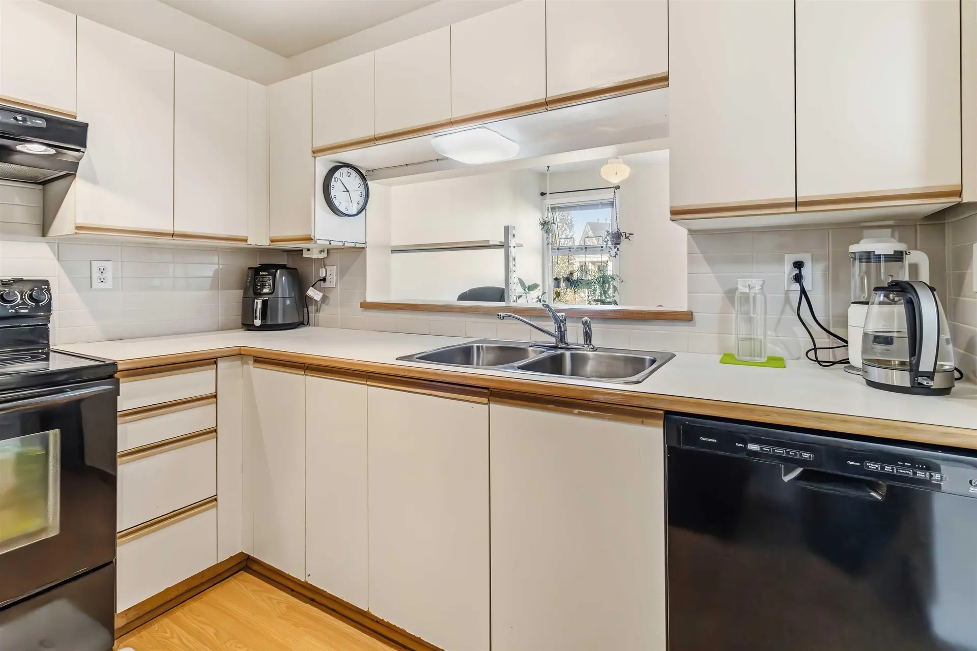 Property at #313 7435 MOFFATT ROAD, Richmond, BC