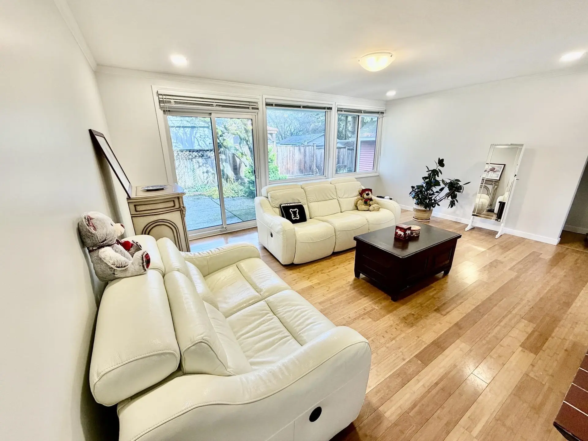 Property at 1876 BEAULYNN PLACE, North Vancouver, BC