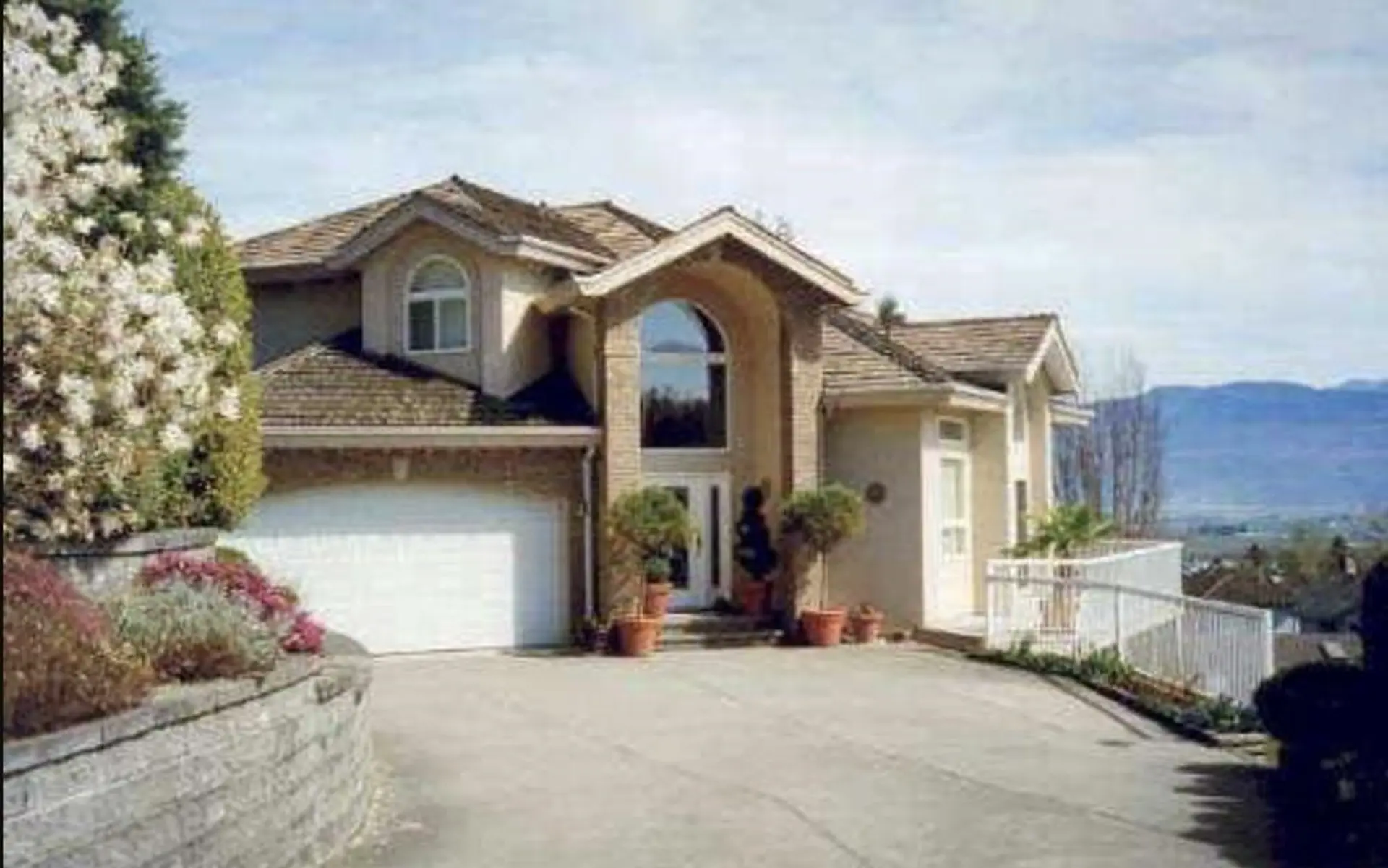 Property at 2247 Mountain Drive, Abbotsford, BC