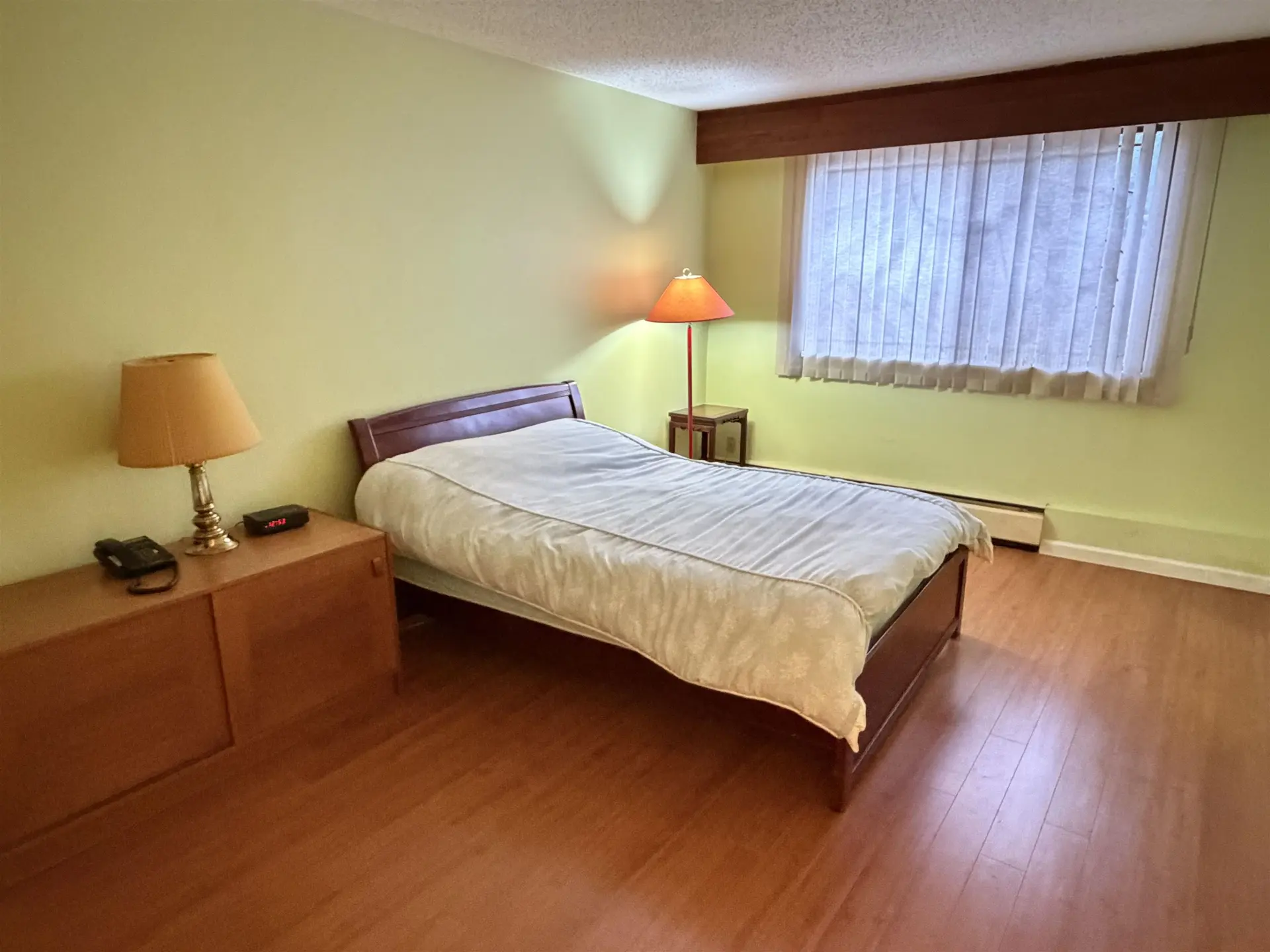 Property at #109 3925 KINGSWAY, Burnaby, BC