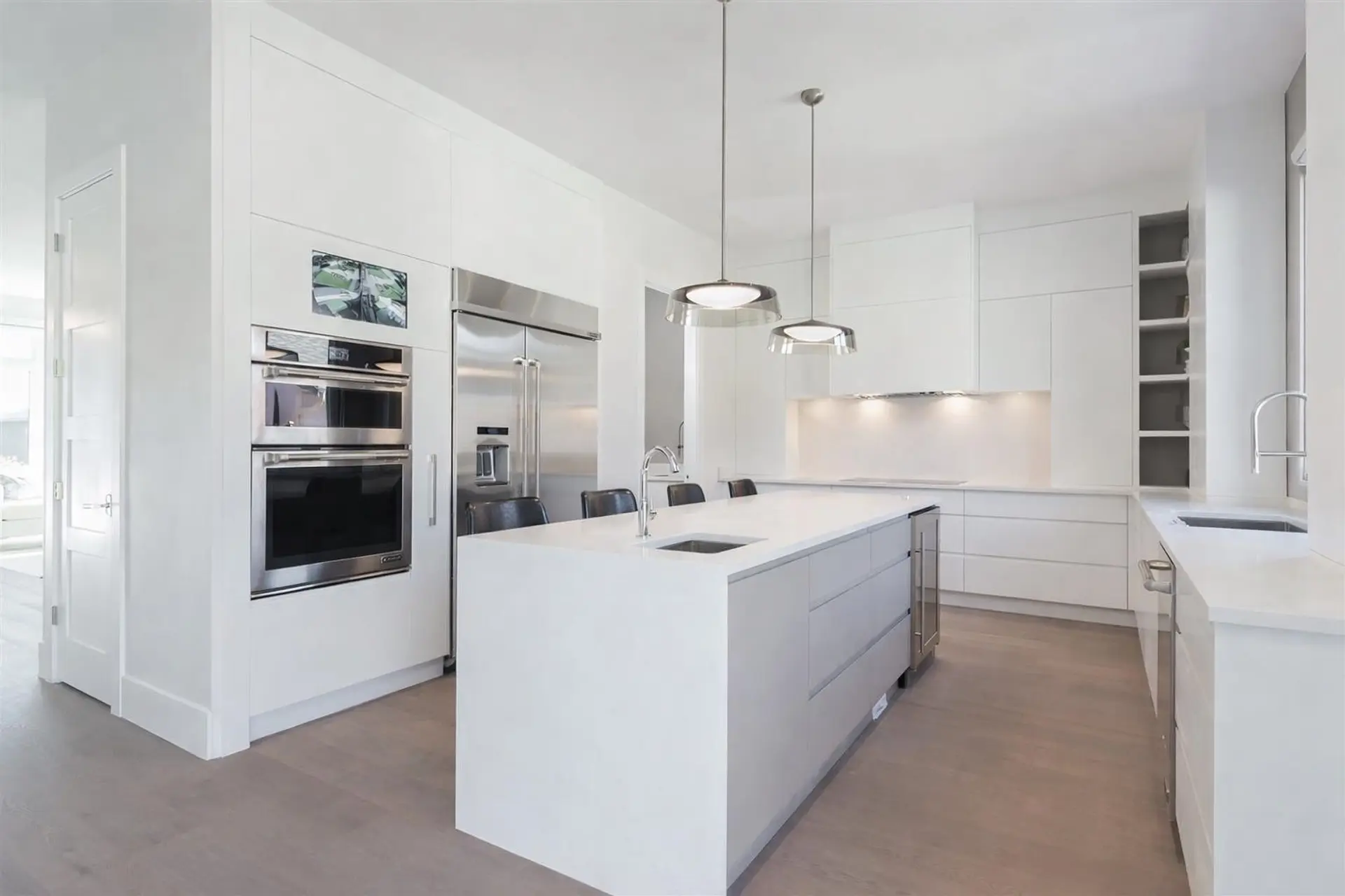 Property at 356 W 28TH STREET, North Vancouver, BC