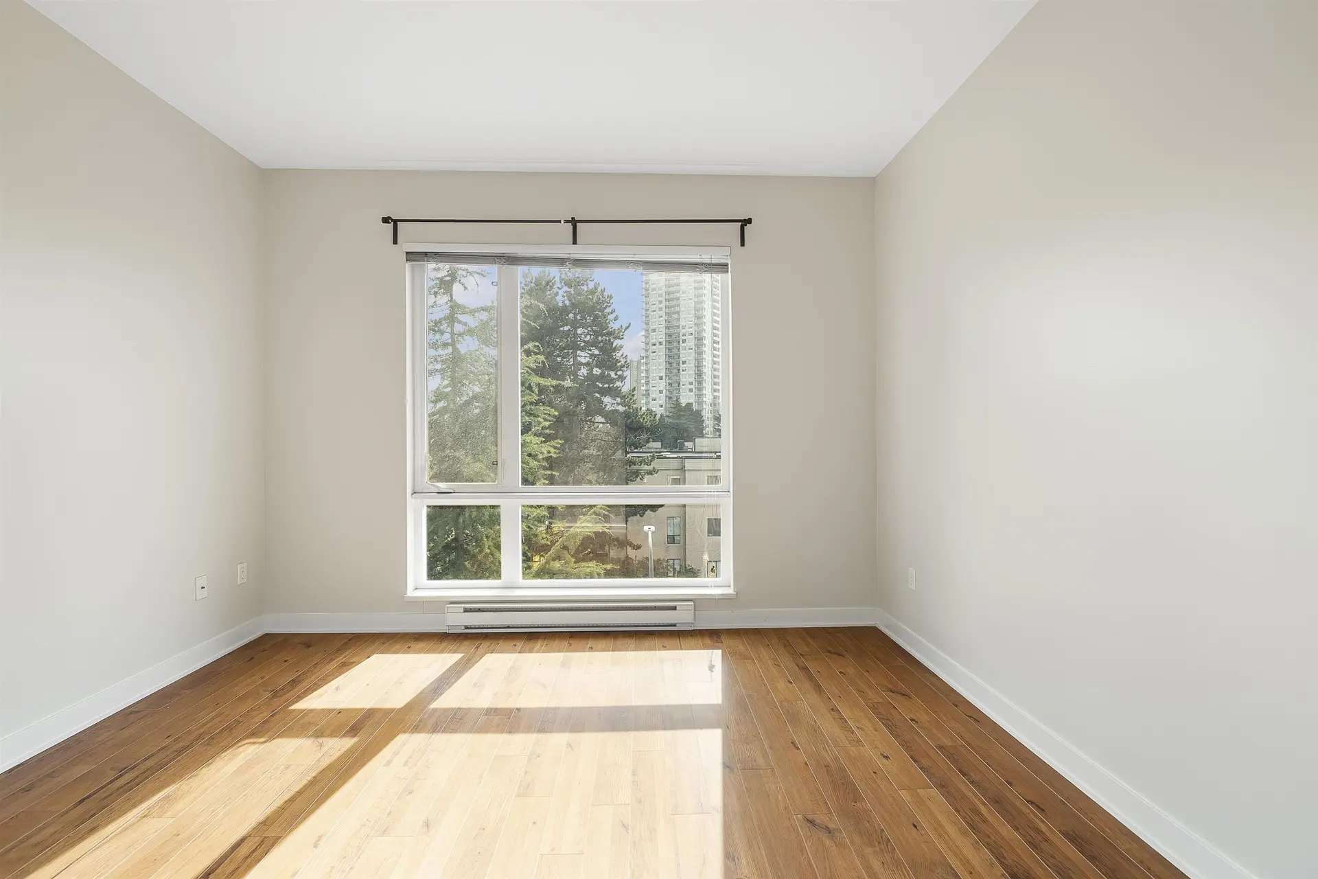 Property at #404 13339 102A, Surrey, BC