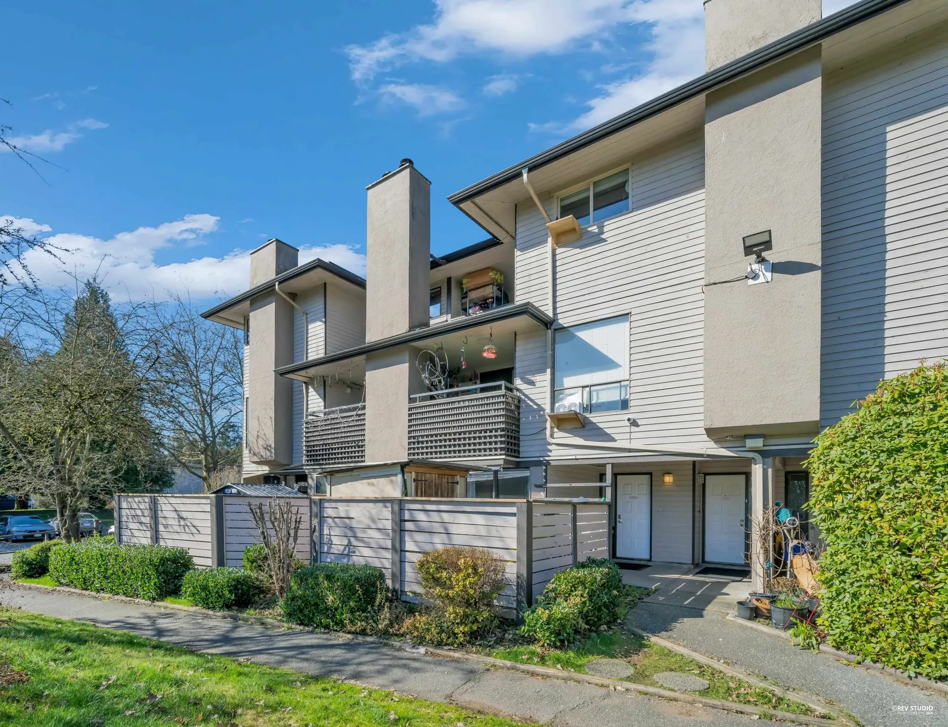 #10590 Holly Park Lane - Image 1