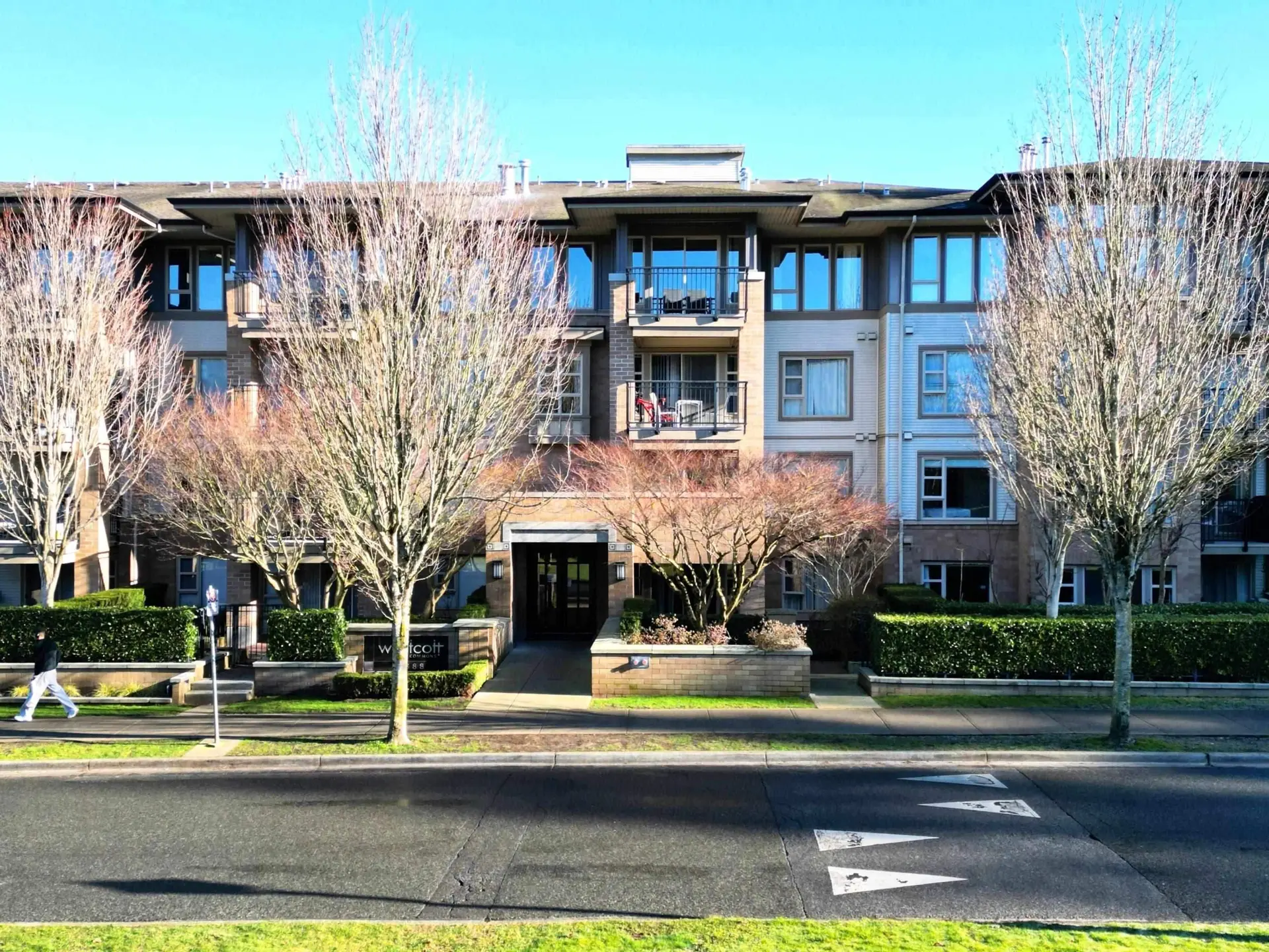 #406 2388 Western Parkway - Image 4