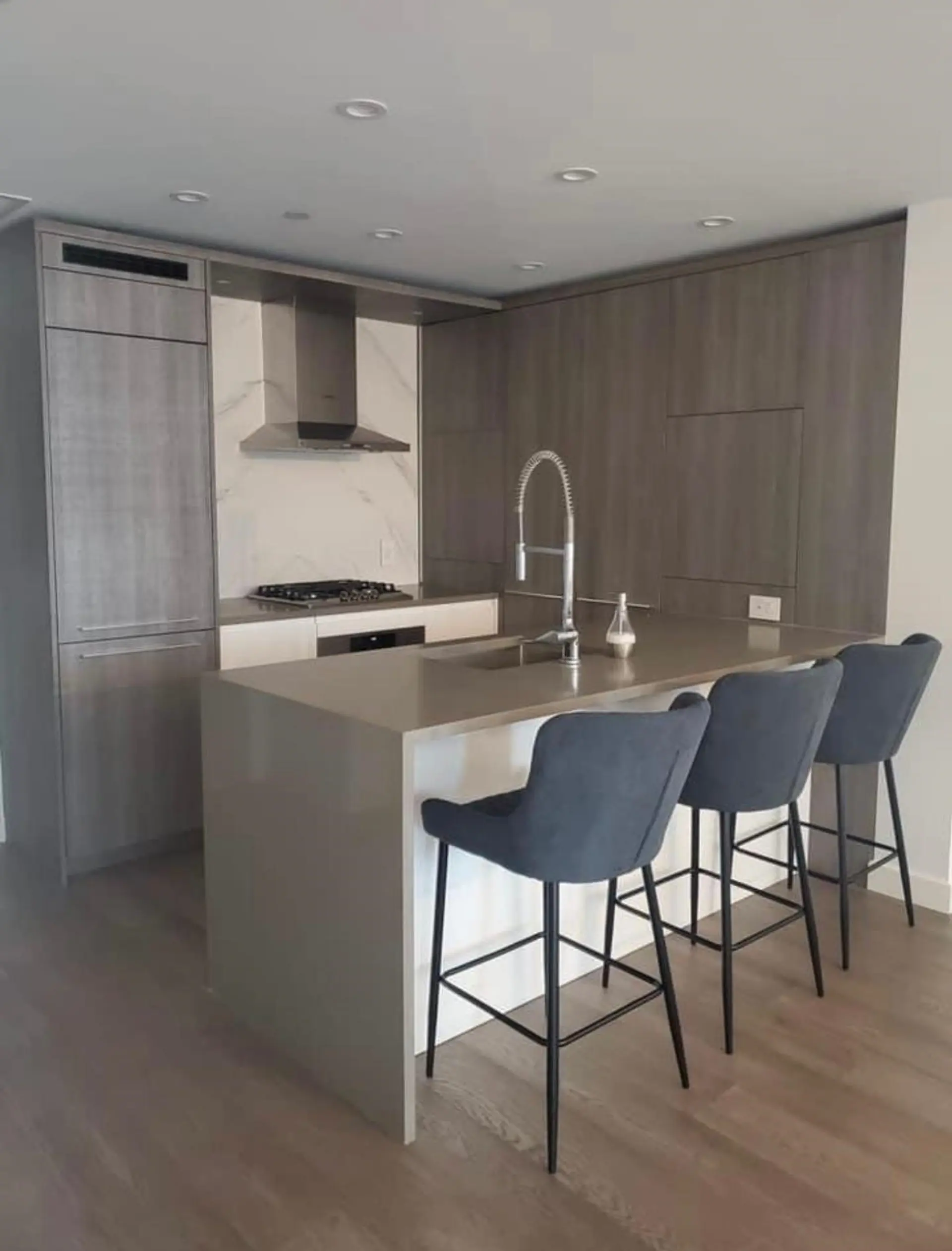 Property at #505 1441 JOHNSTON ROAD, White Rock, BC