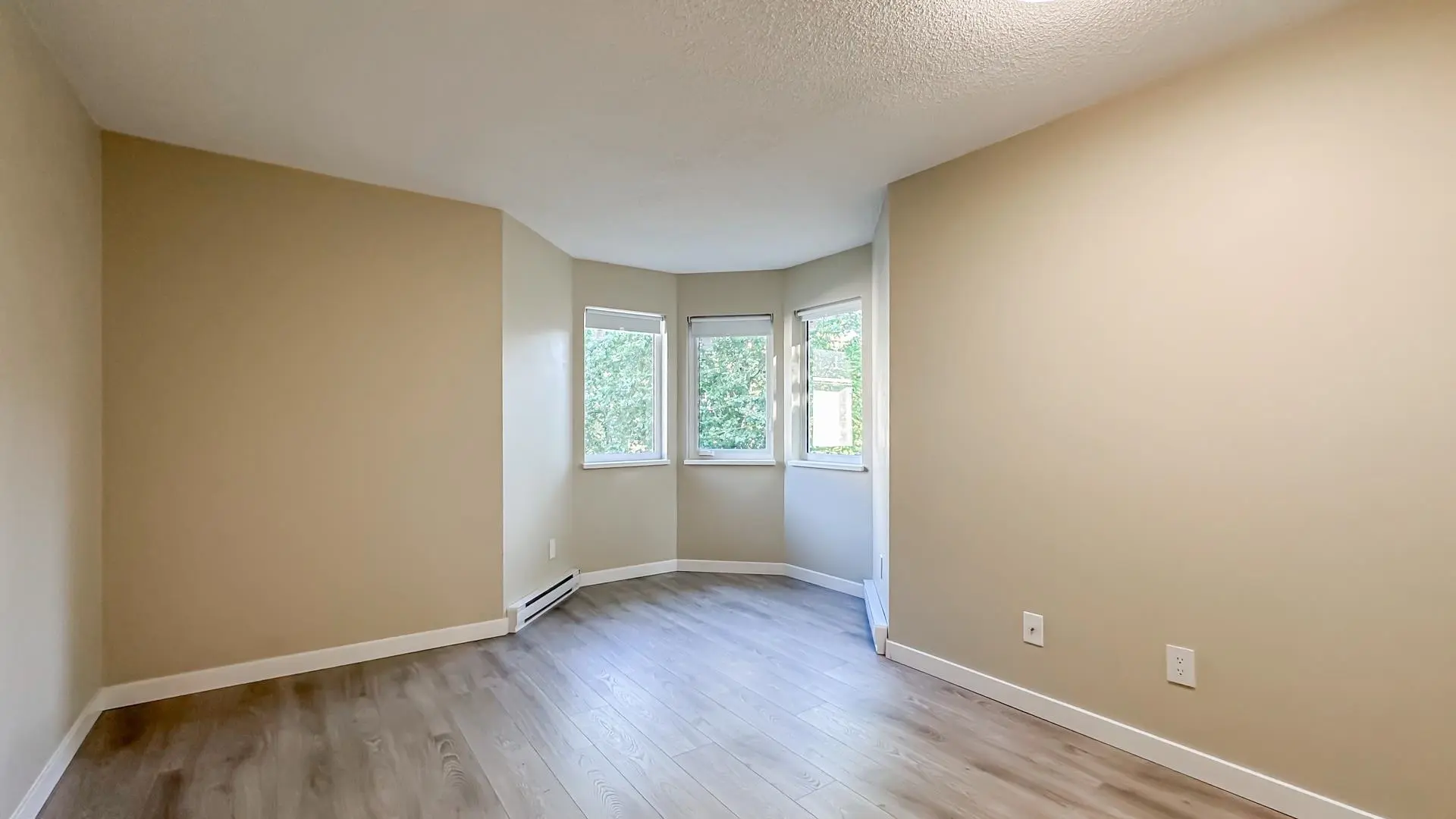 #306 7520 Moffatt Road - Image 13