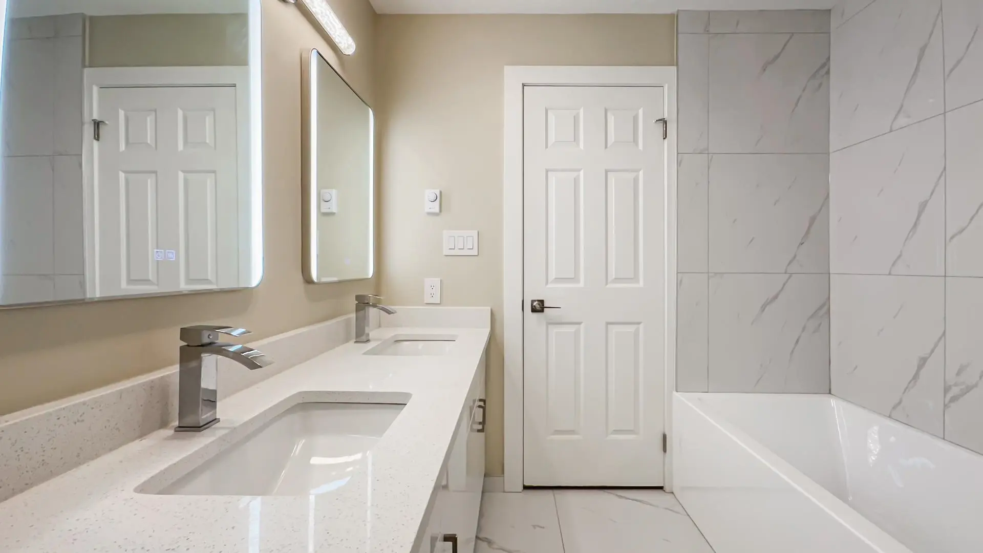 #306 7520 Moffatt Road - Image 9