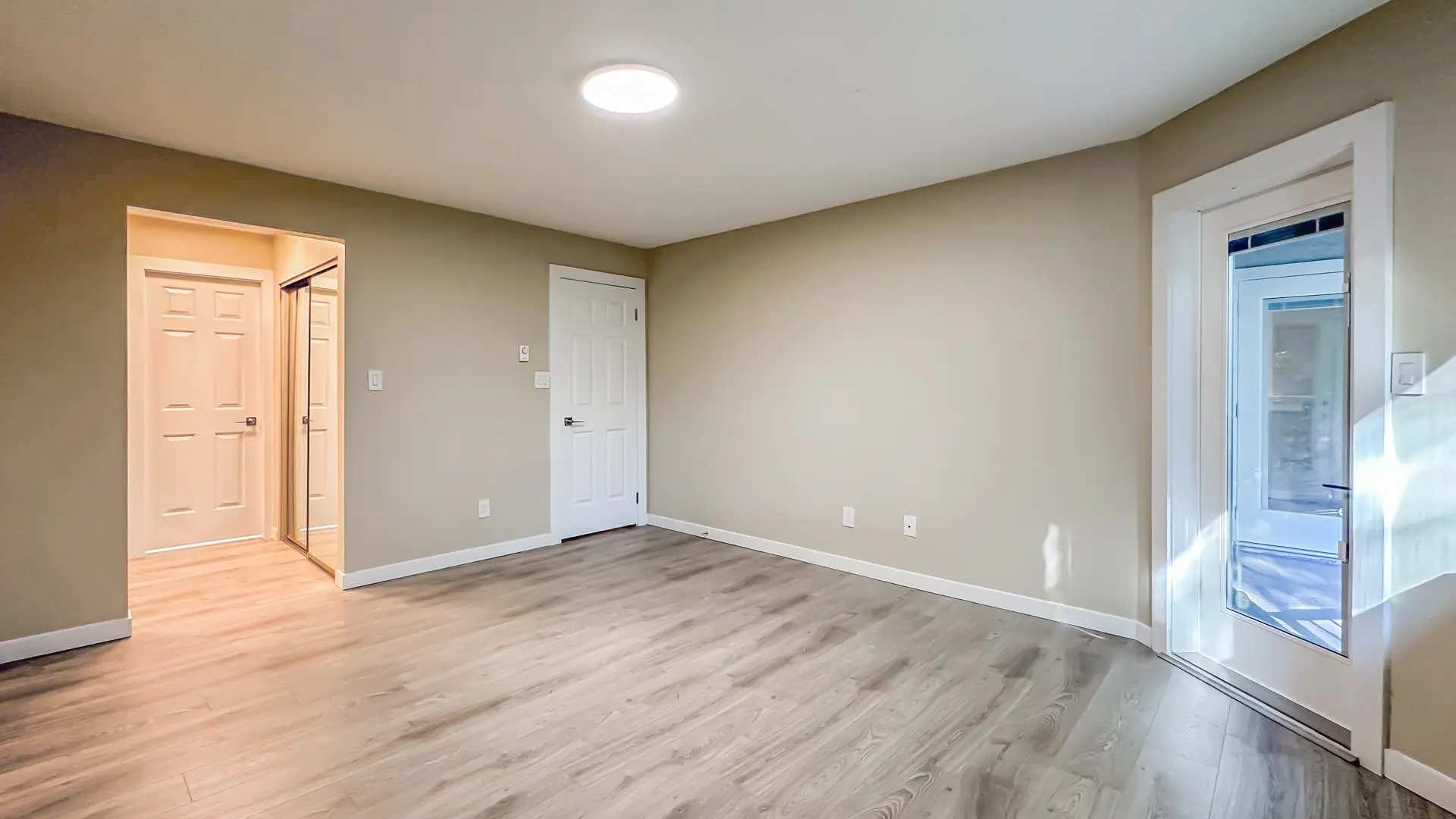 #306 7520 Moffatt Road - Image 8
