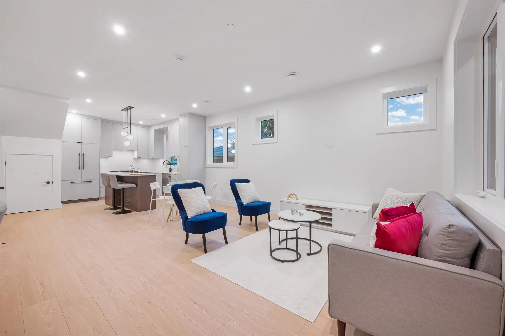 #3 5554 Culloden Street - Image 1