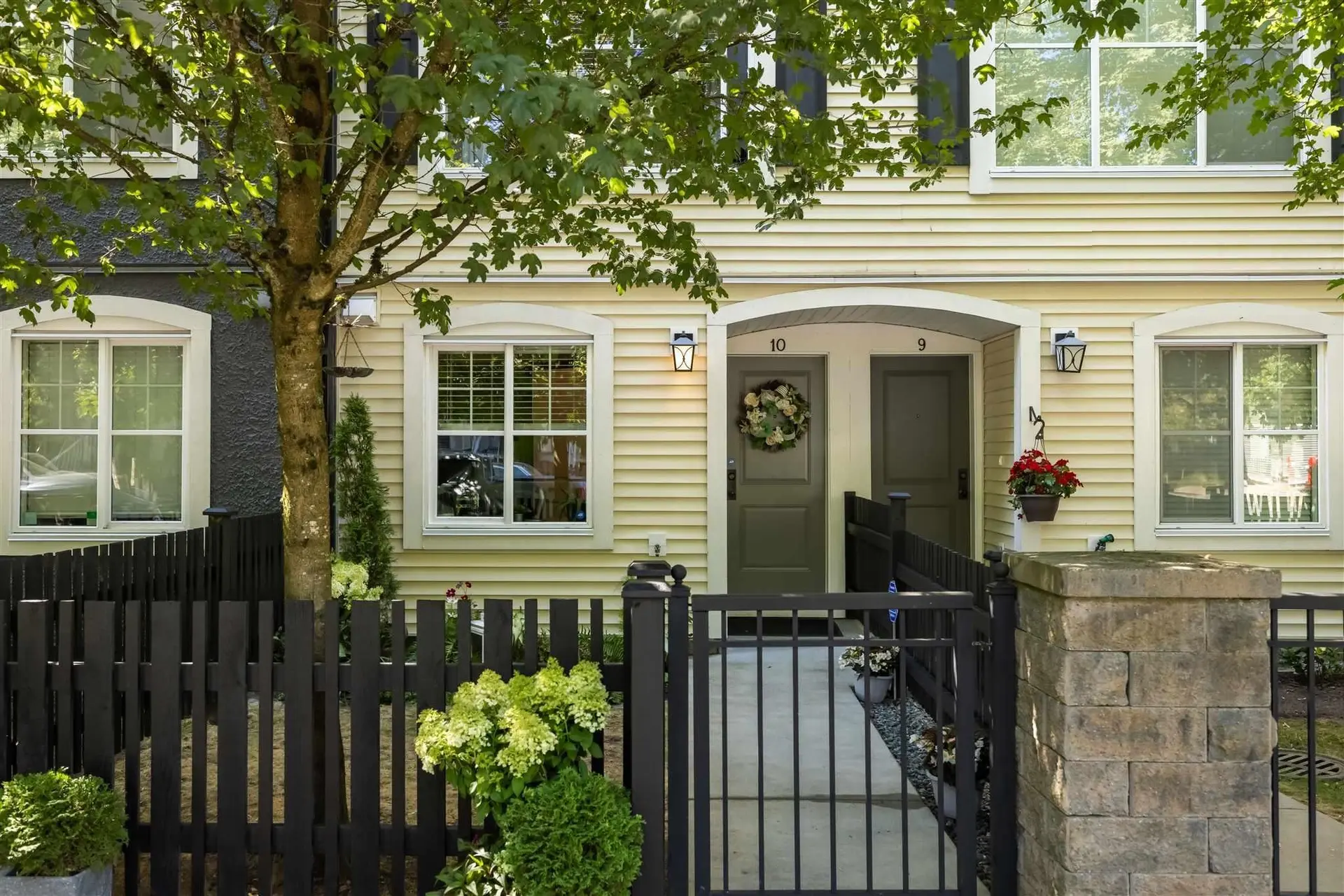 Property at #10 19180 65 AVENUE, Surrey, BC