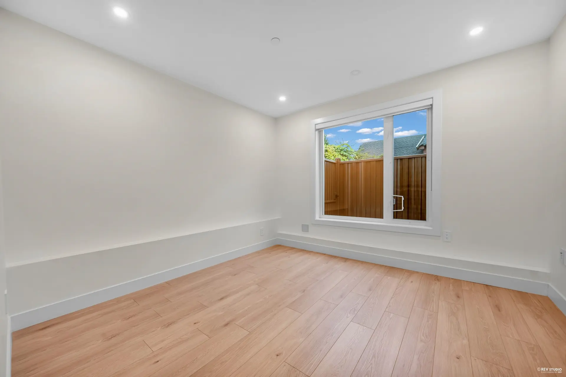 Property at #2 3090 VANNESS AVENUE, Vancouver, BC