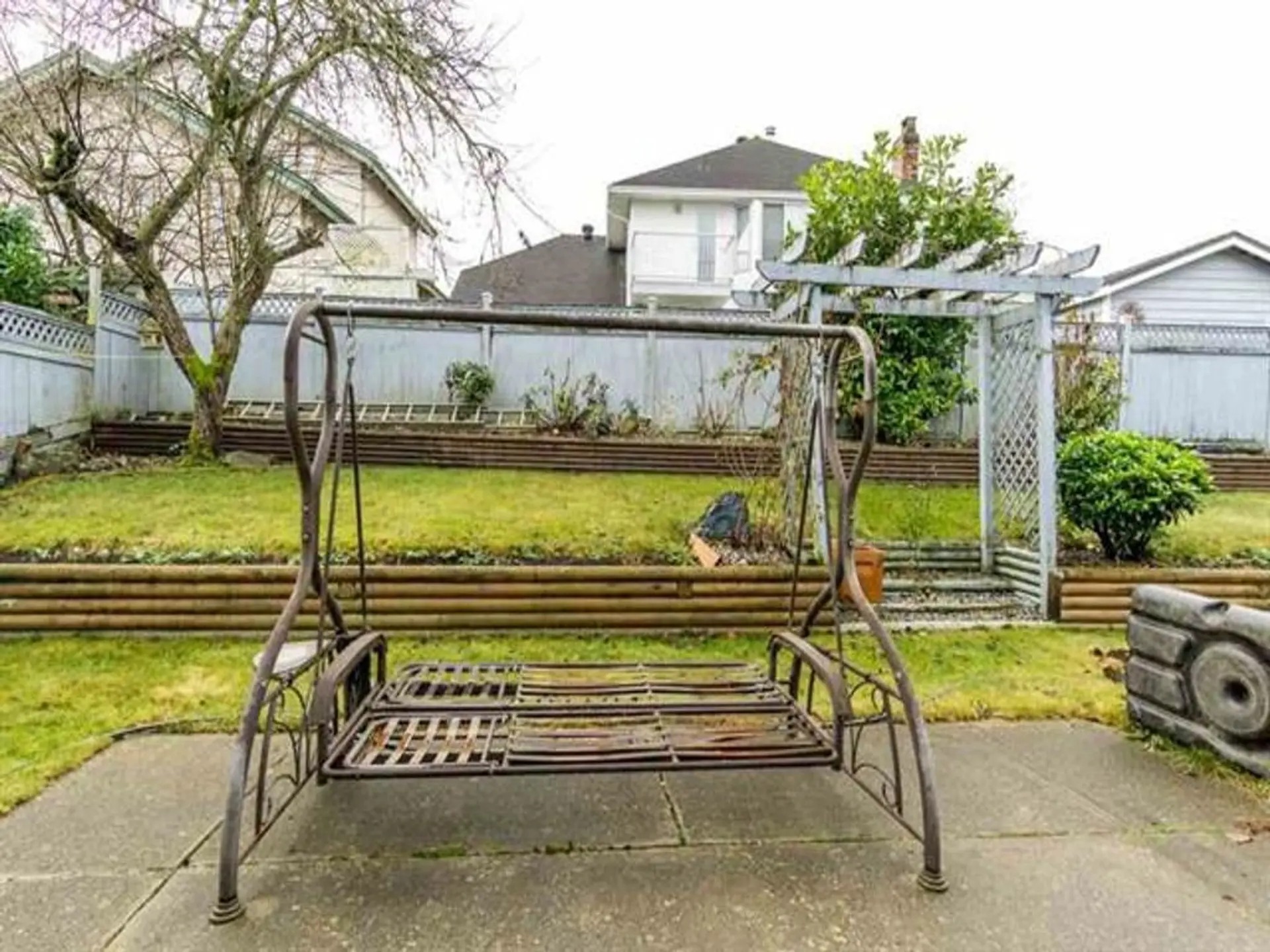 Property at 32350 W GOLDEN AVENUE, Abbotsford, BC