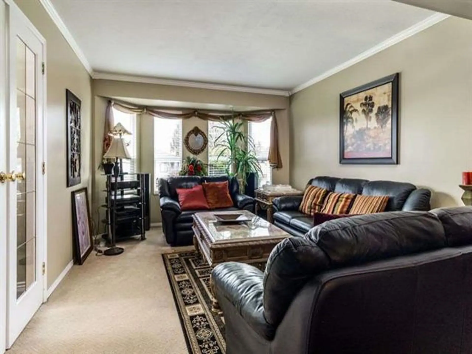 Property at 32350 W GOLDEN AVENUE, Abbotsford, BC