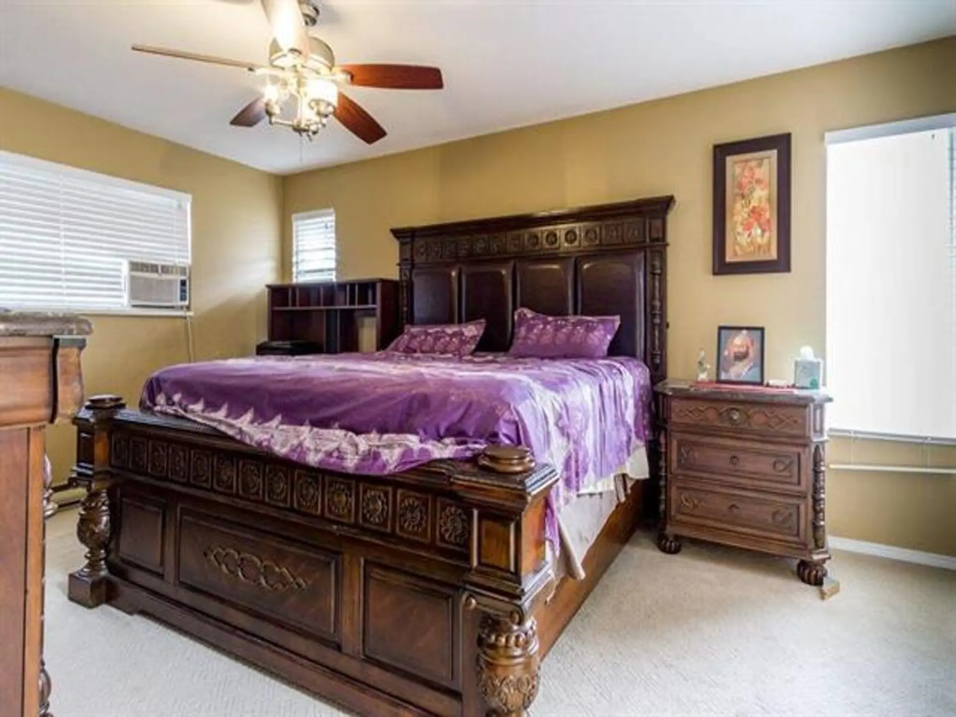 Property at 32350 W GOLDEN AVENUE, Abbotsford, BC