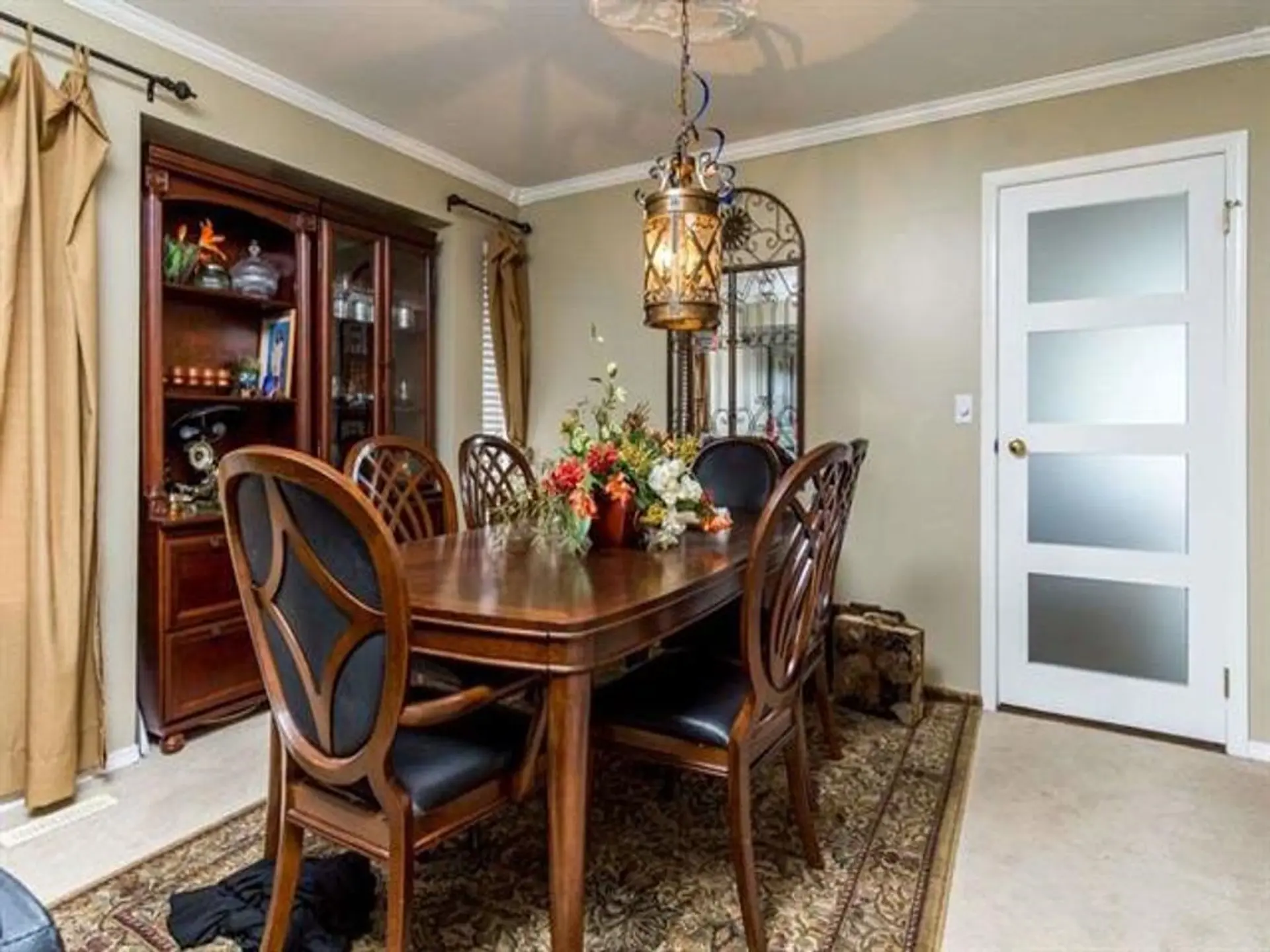 Property at 32350 W GOLDEN AVENUE, Abbotsford, BC