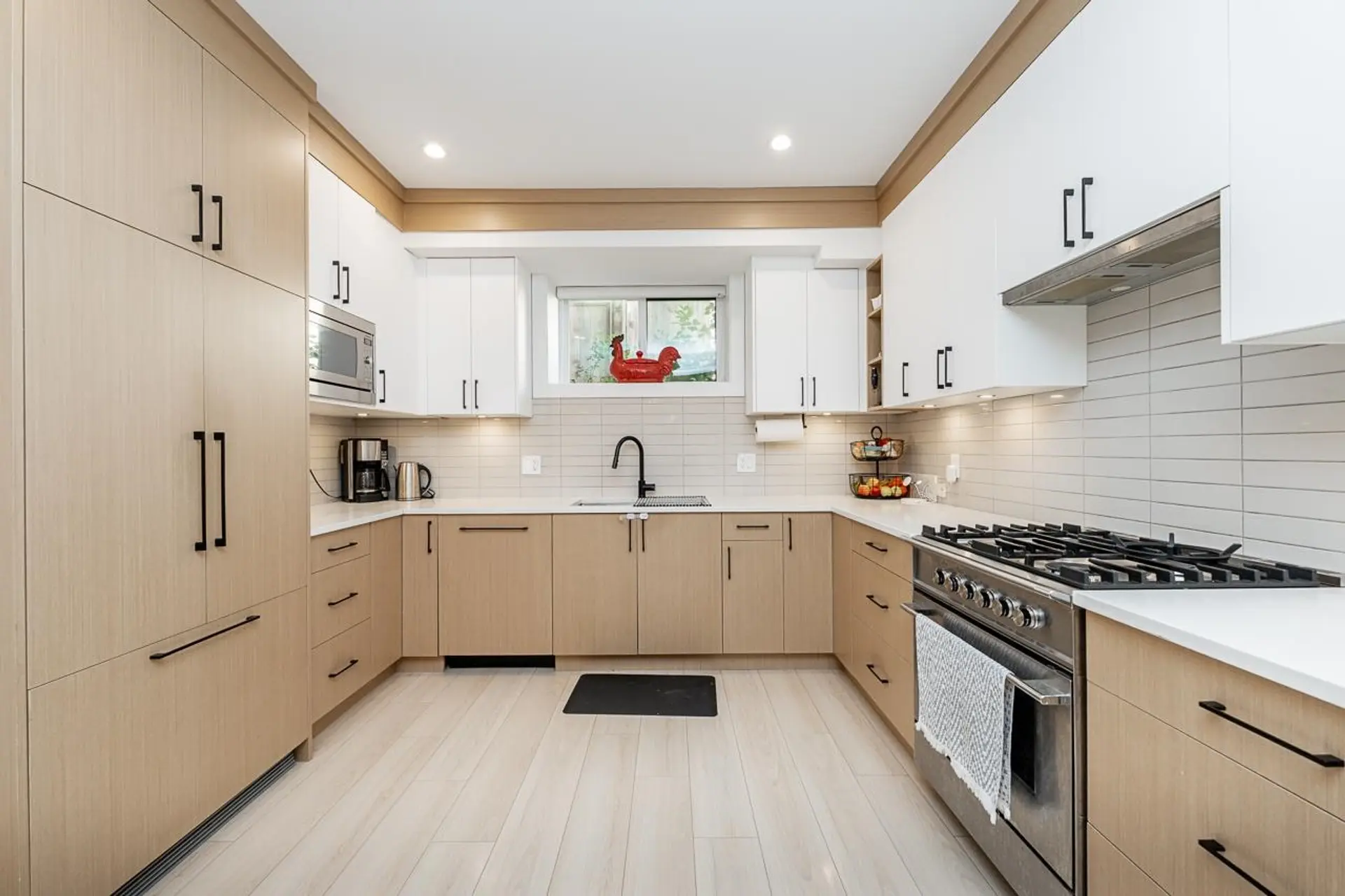 Property at 3896 WELWYN STREET, Vancouver, BC