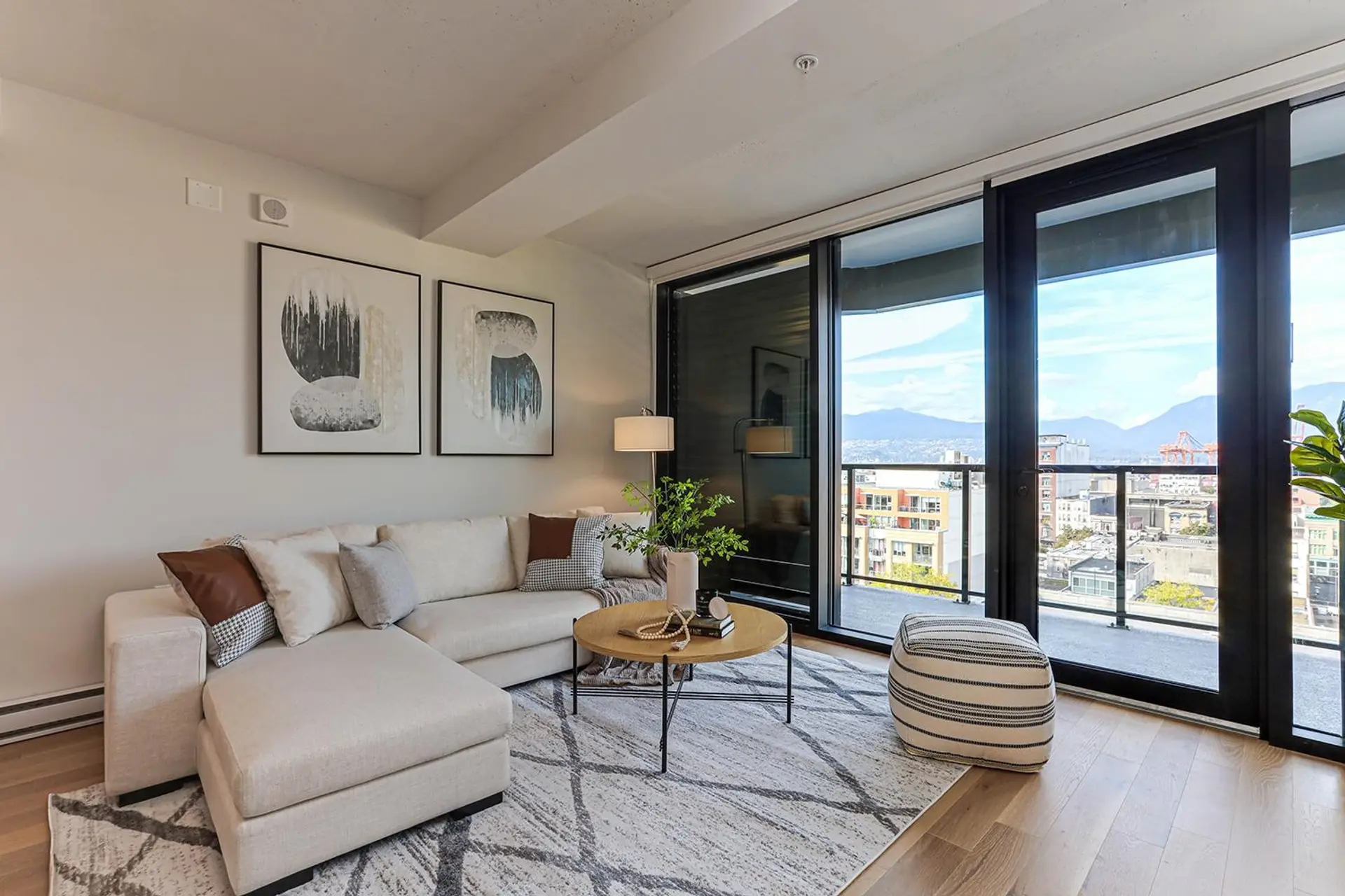 Property at #903 239 Keefer Street, Vancouver, BC