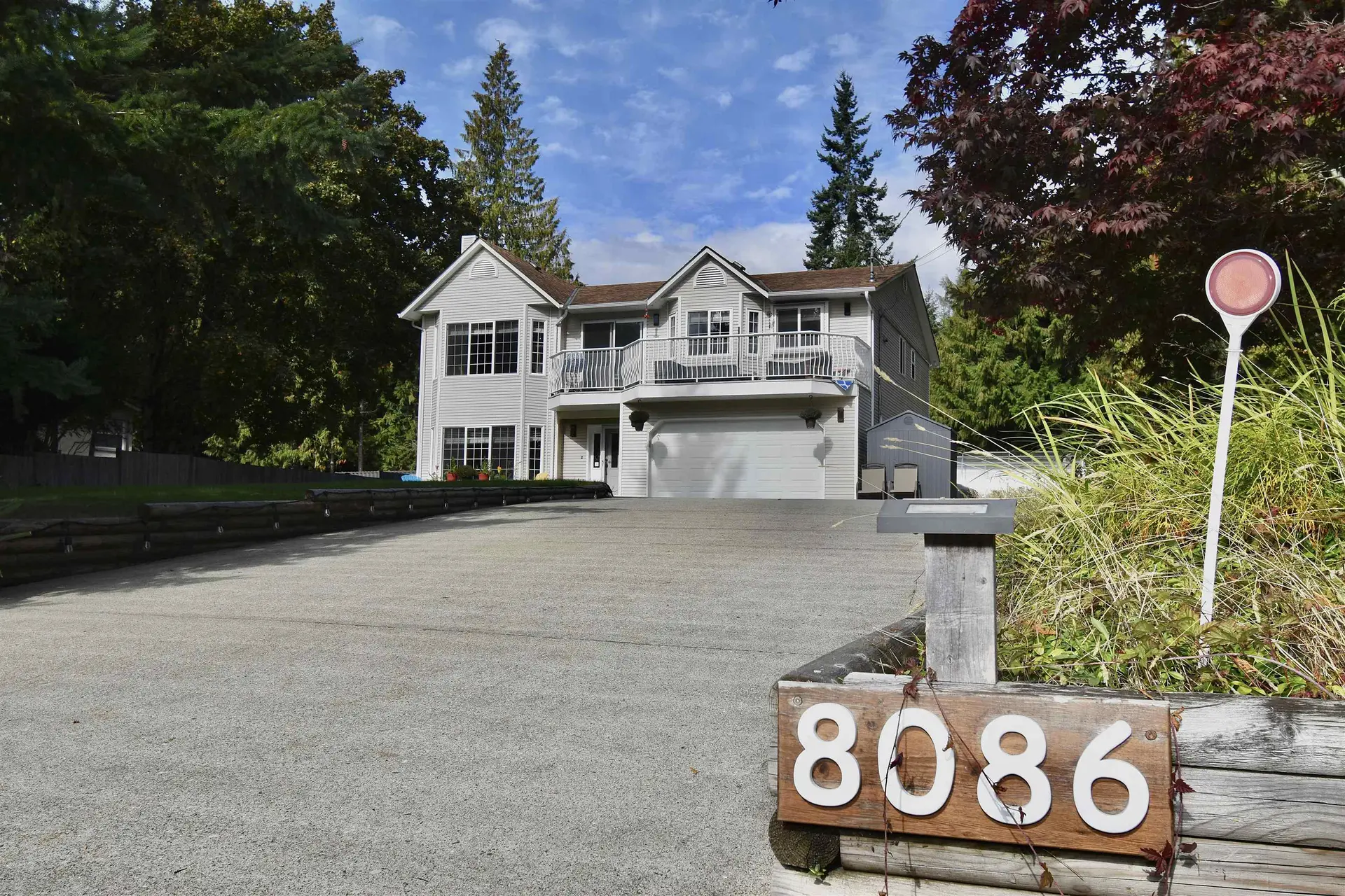 Property at 8086 Dogwood Drive, Halfmoon Bay, BC
