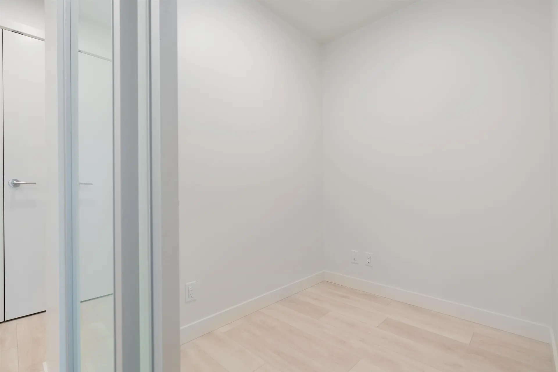 Property at #102 13318 104 AVENUE, Surrey, BC